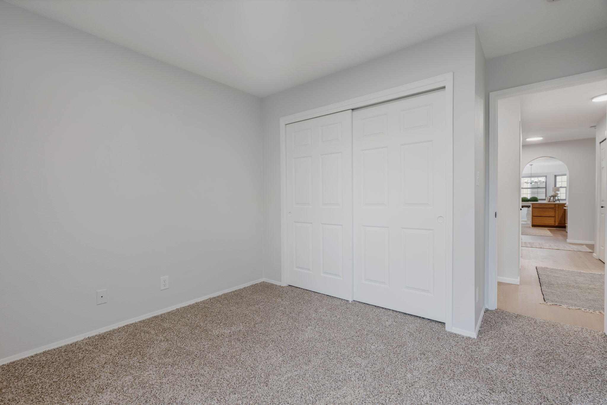 Photo 2 — 4101 Foxwood Trail SE