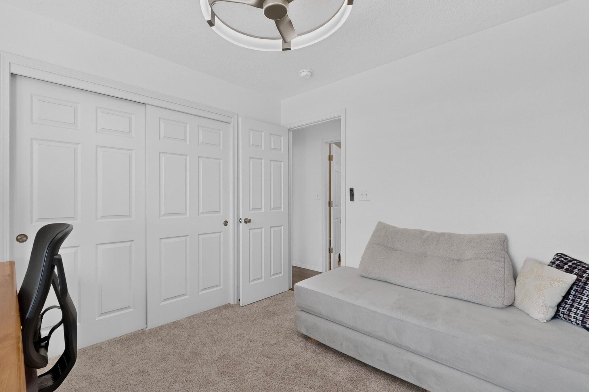 Photo 2 — 4701 Morris Street NE APT 2004