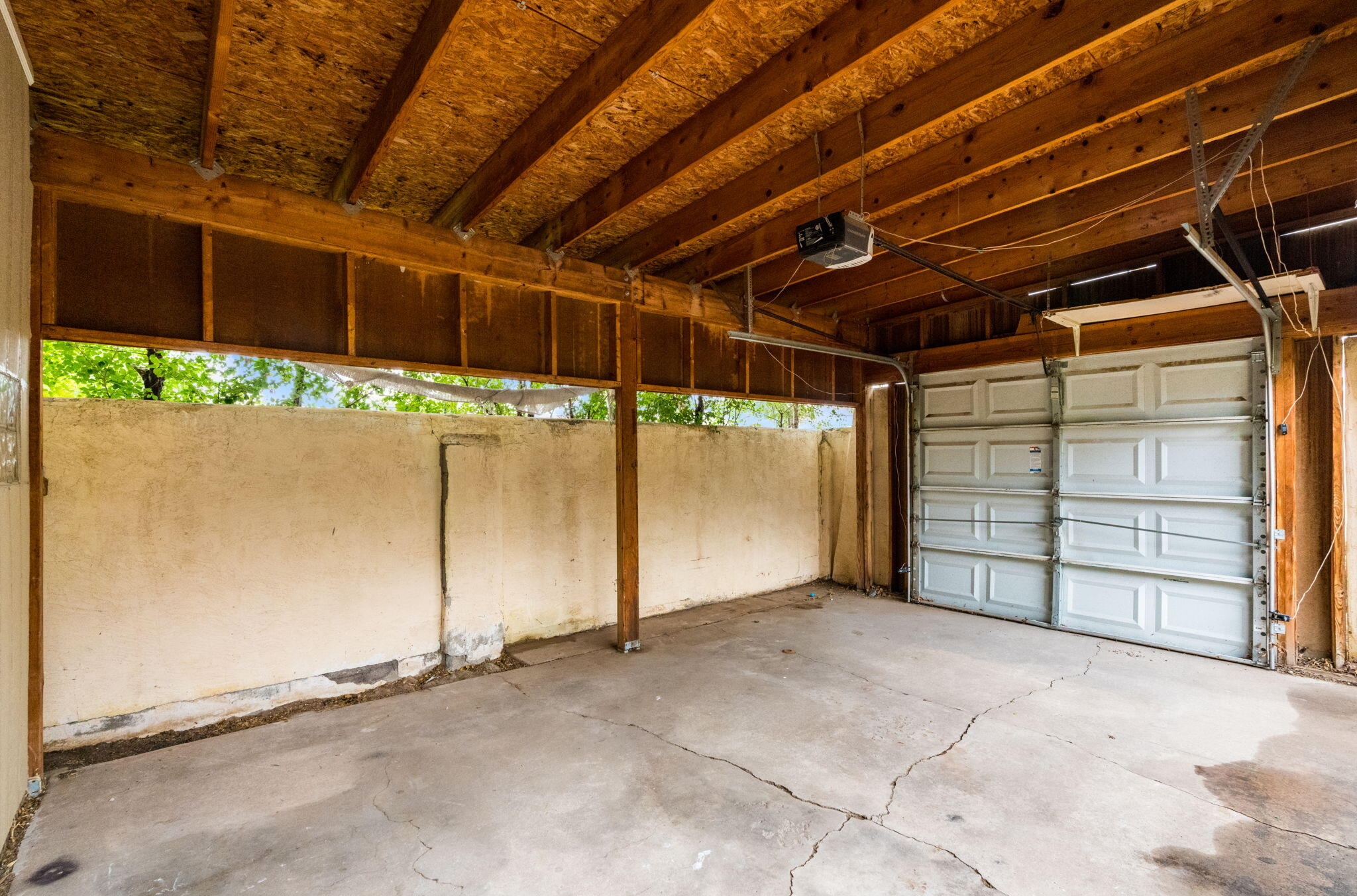 Photo 3 — 1001 Florida Street SE