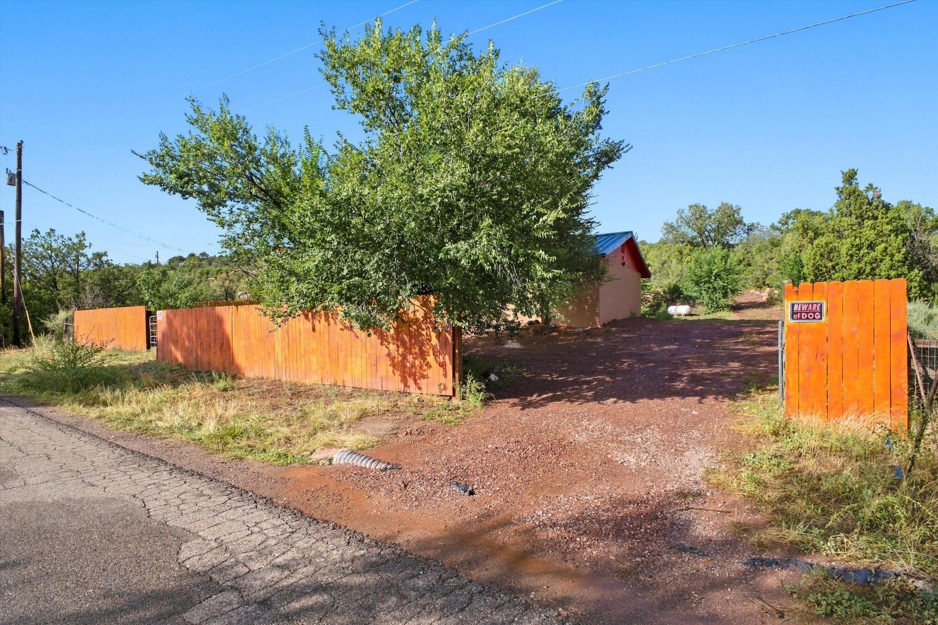 33 Derek Road, Sandia Park, NM 87047