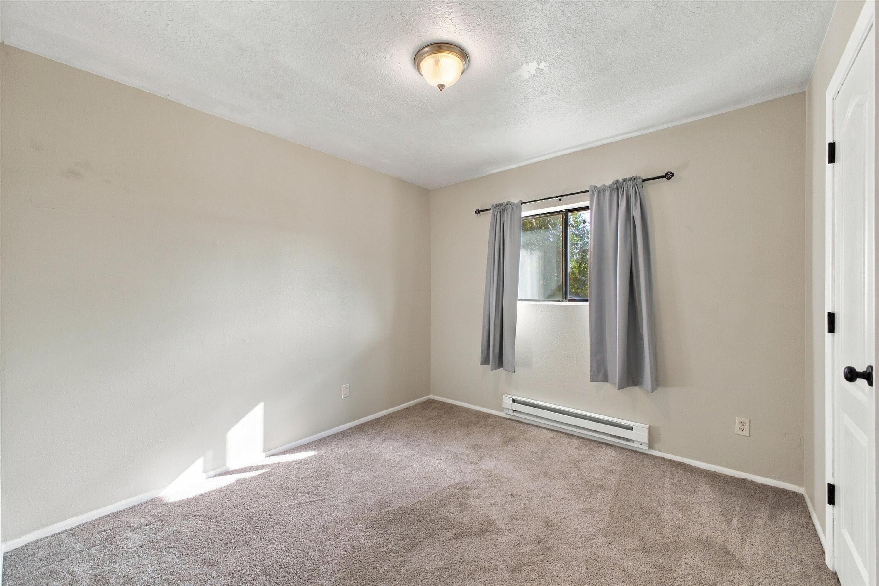 Photo 3 — 33 Derek Road