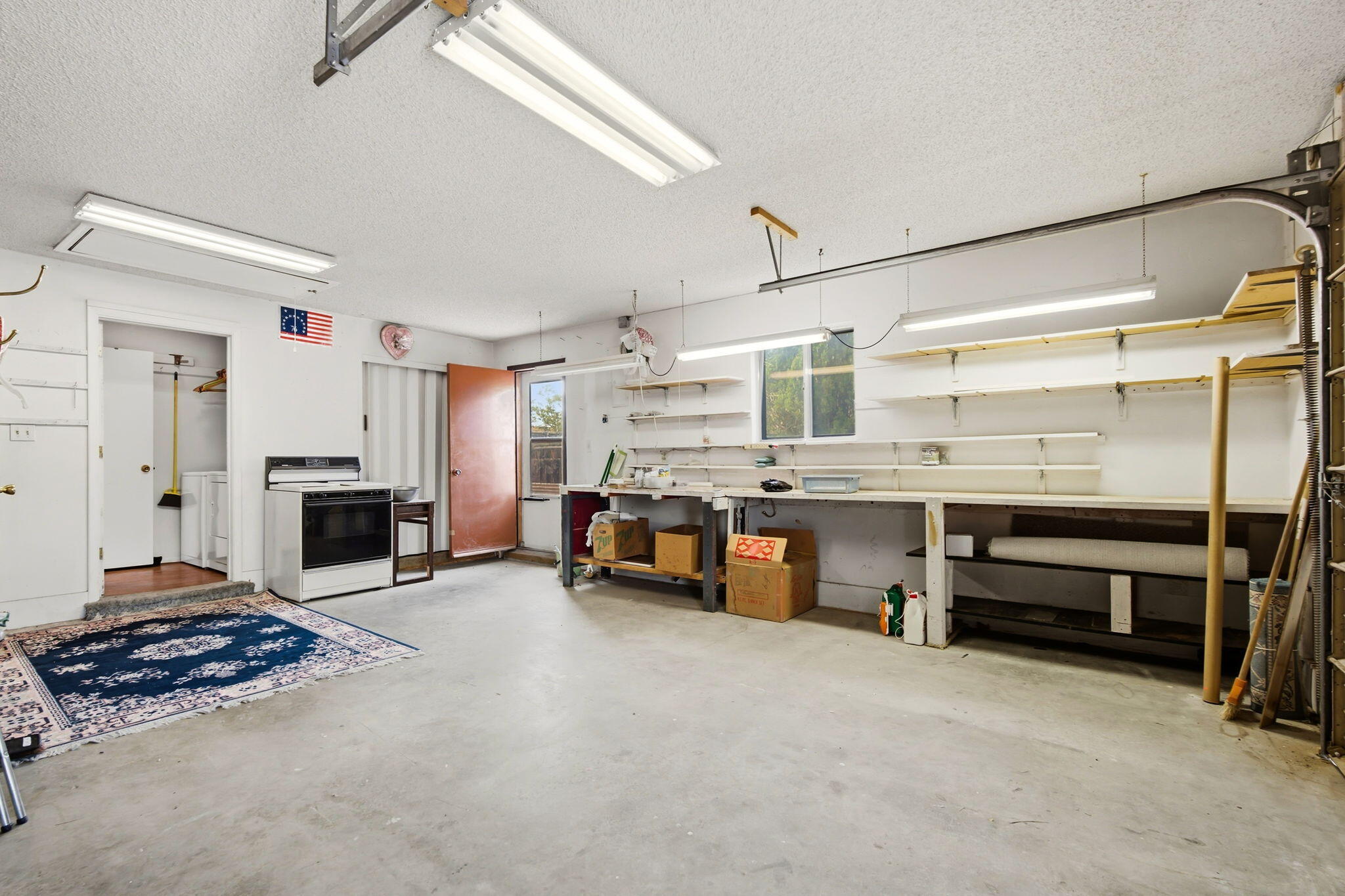 Photo 5 — 4108 Leon Grande Avenue SE