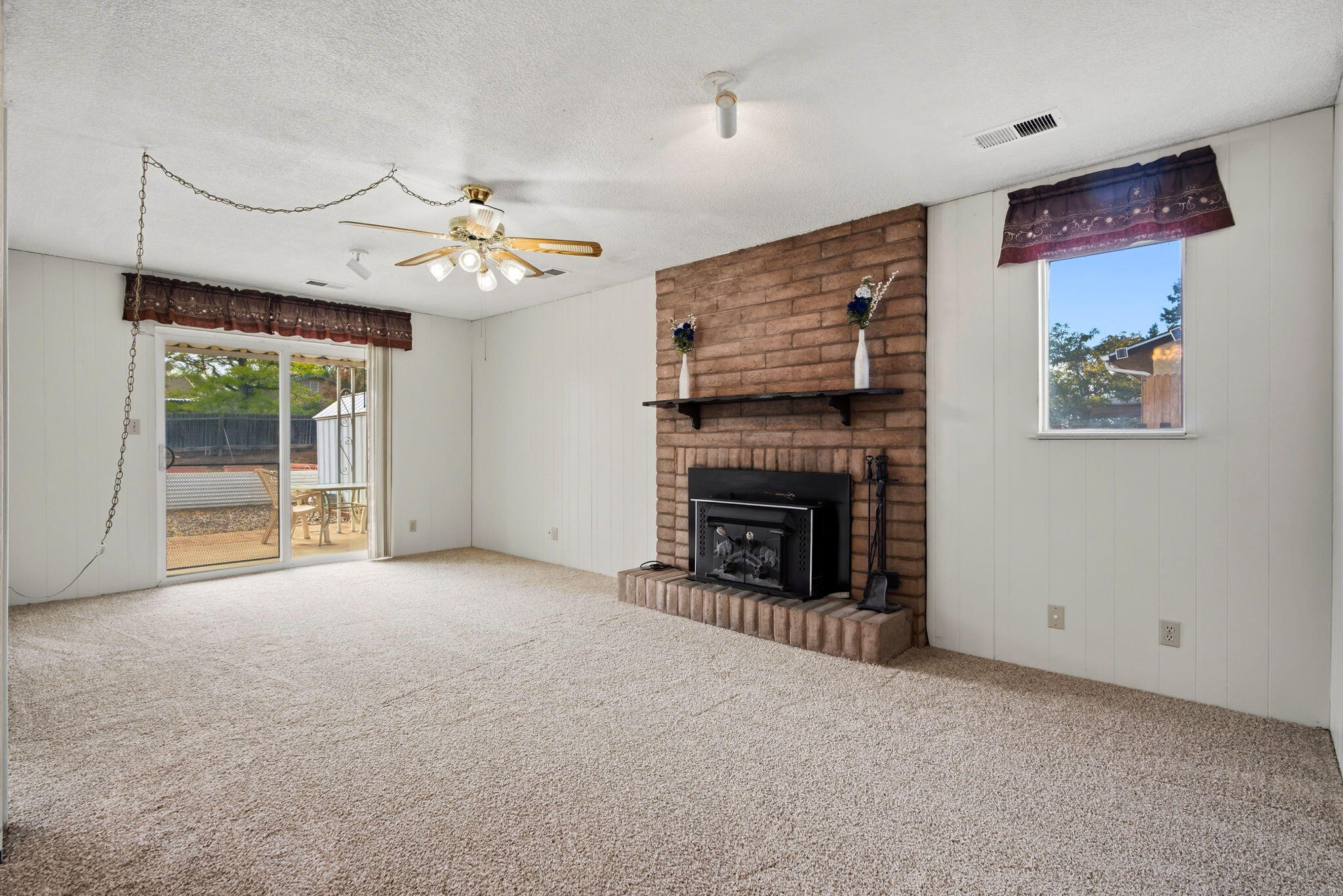 Photo 12 — 4108 Leon Grande Avenue SE