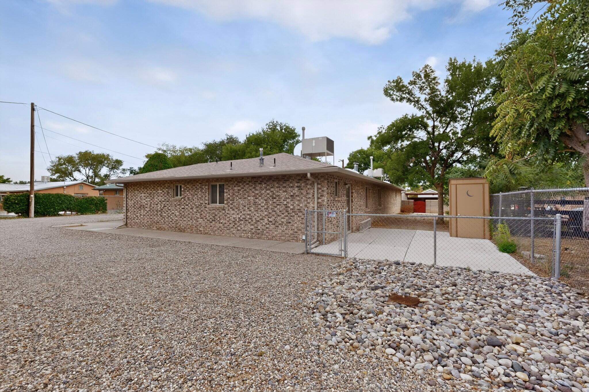 Photo 13 — 1502 La Vega Drive SW
