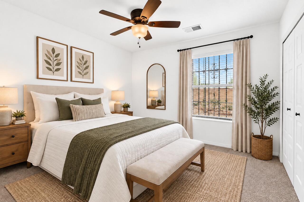 Photo 12 — 275 Moonstone Drive NE