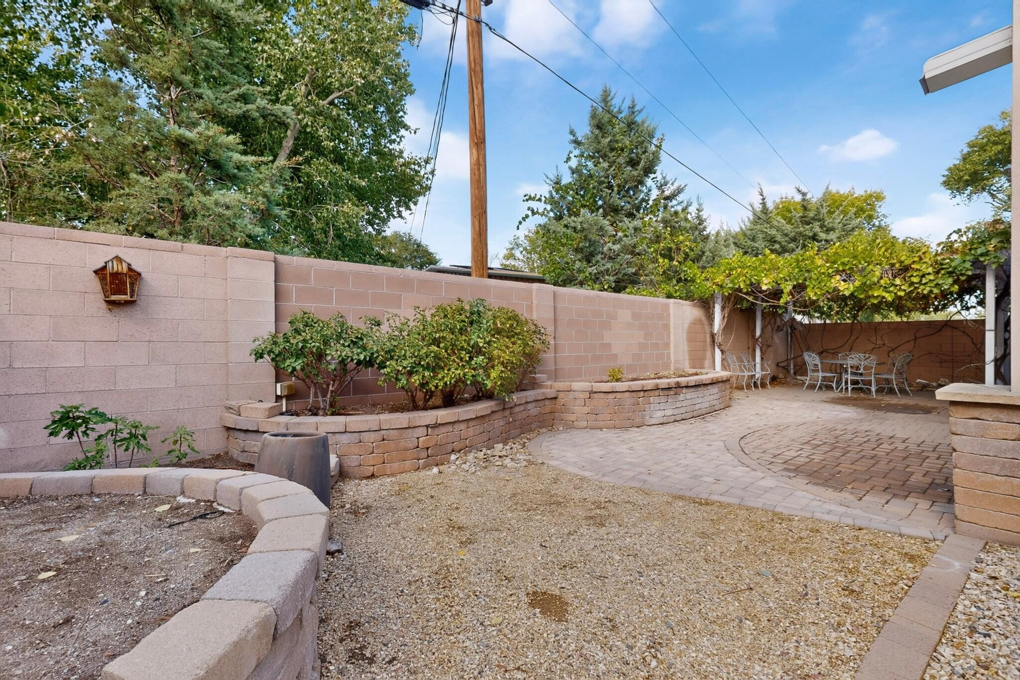 Photo 4 — 636 Rio Azul Lane NW