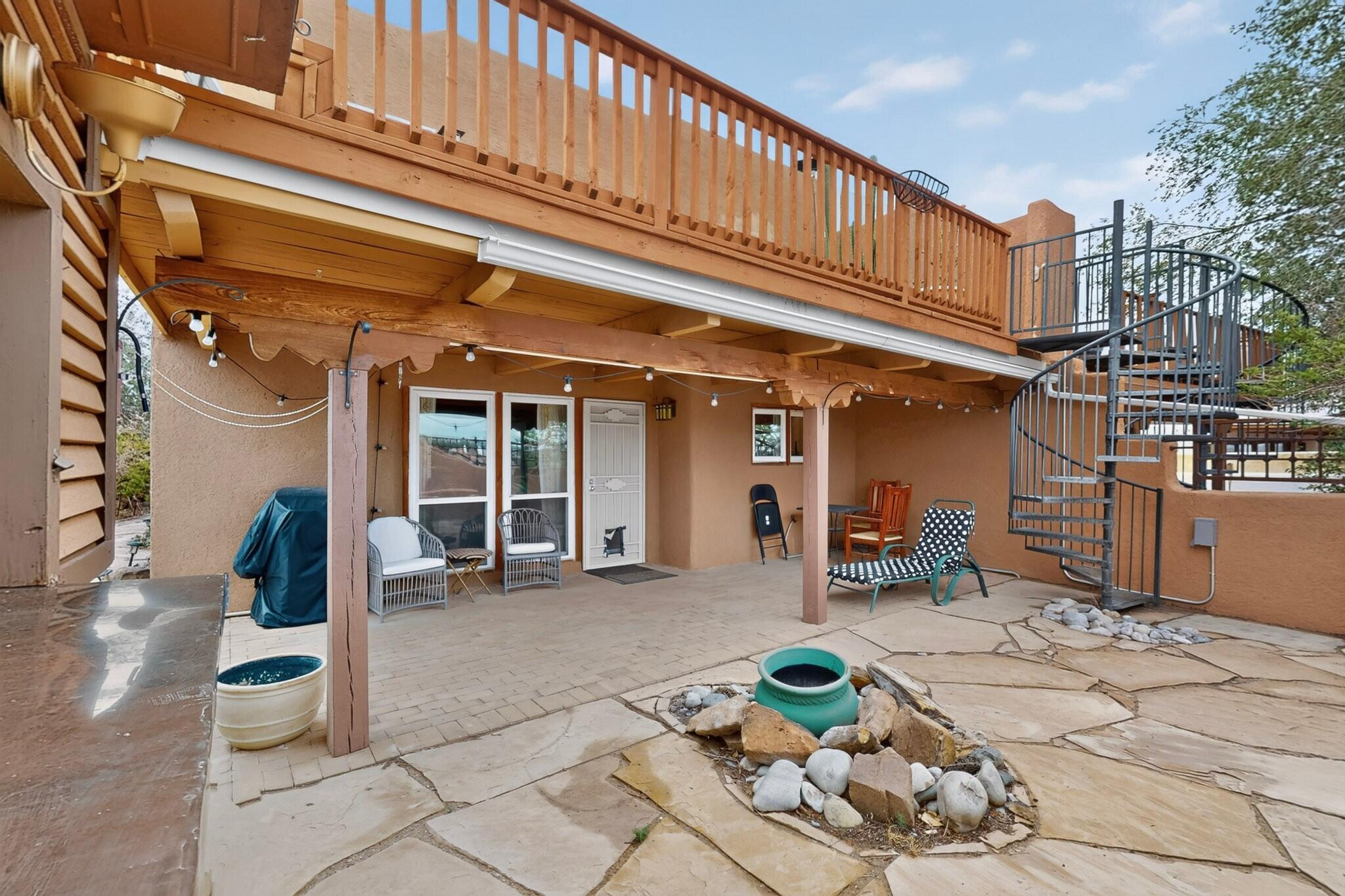 Photo 5 — 700 Lakeview Circle SE