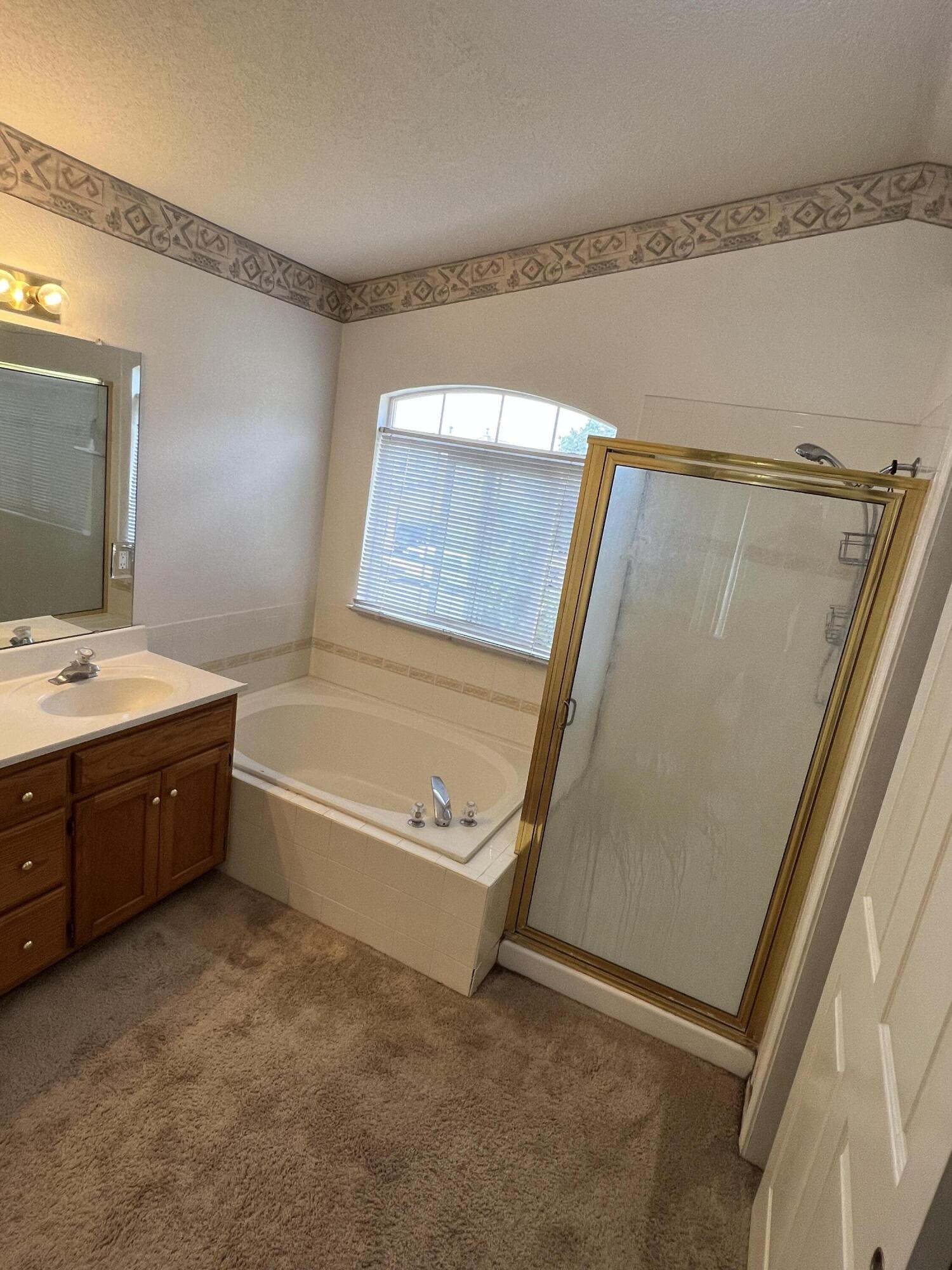 Photo 9 — 7316 Peregrine Road NE