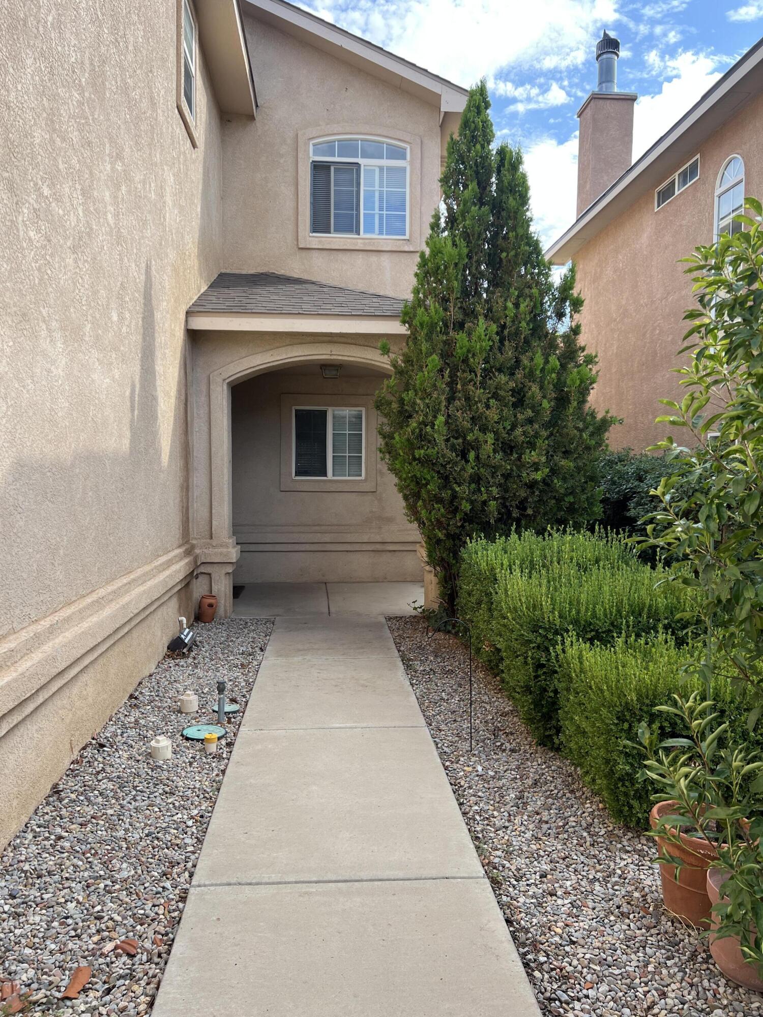 Photo 17 — 7316 Peregrine Road NE