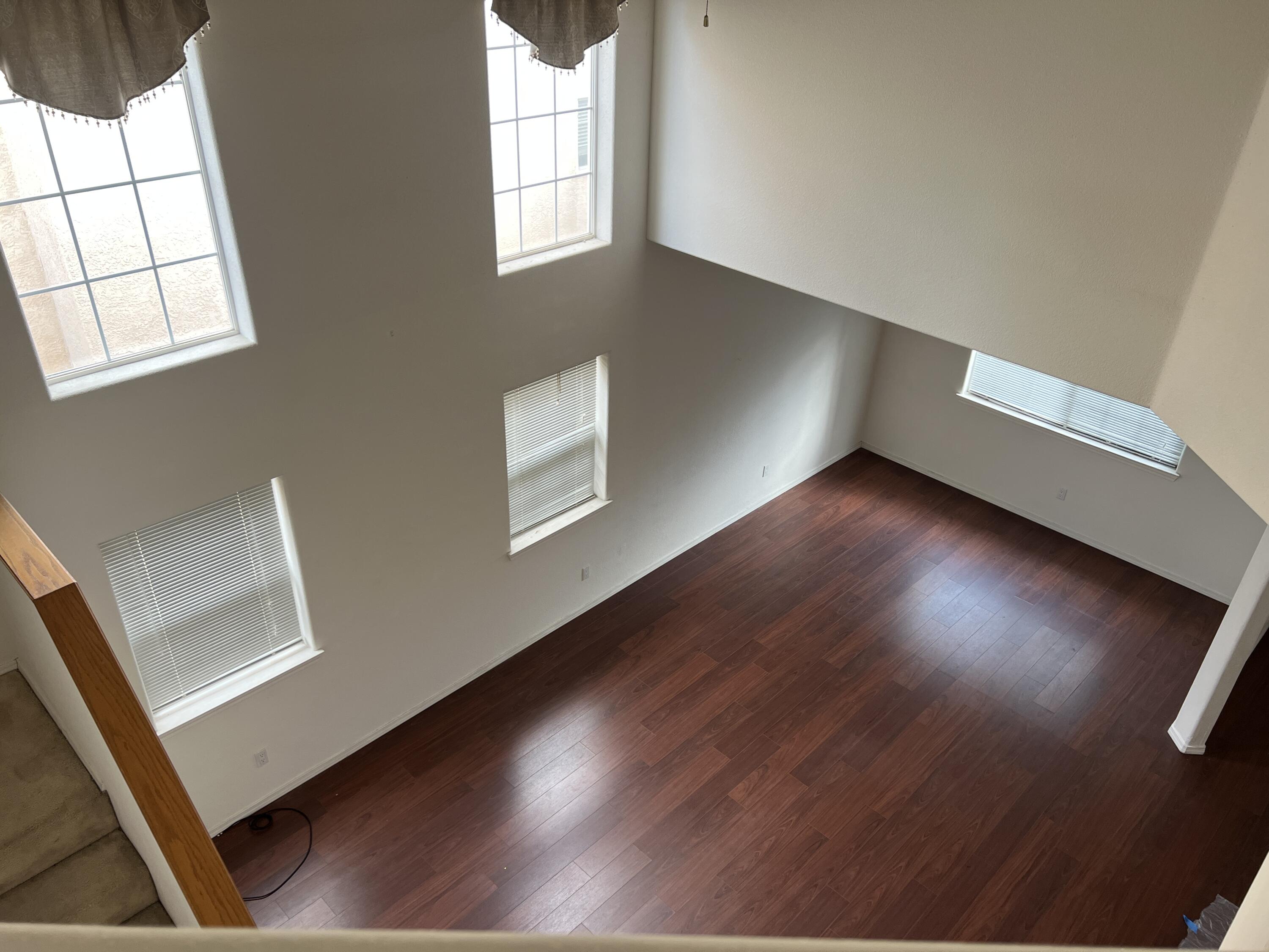 Photo 12 — 7316 Peregrine Road NE
