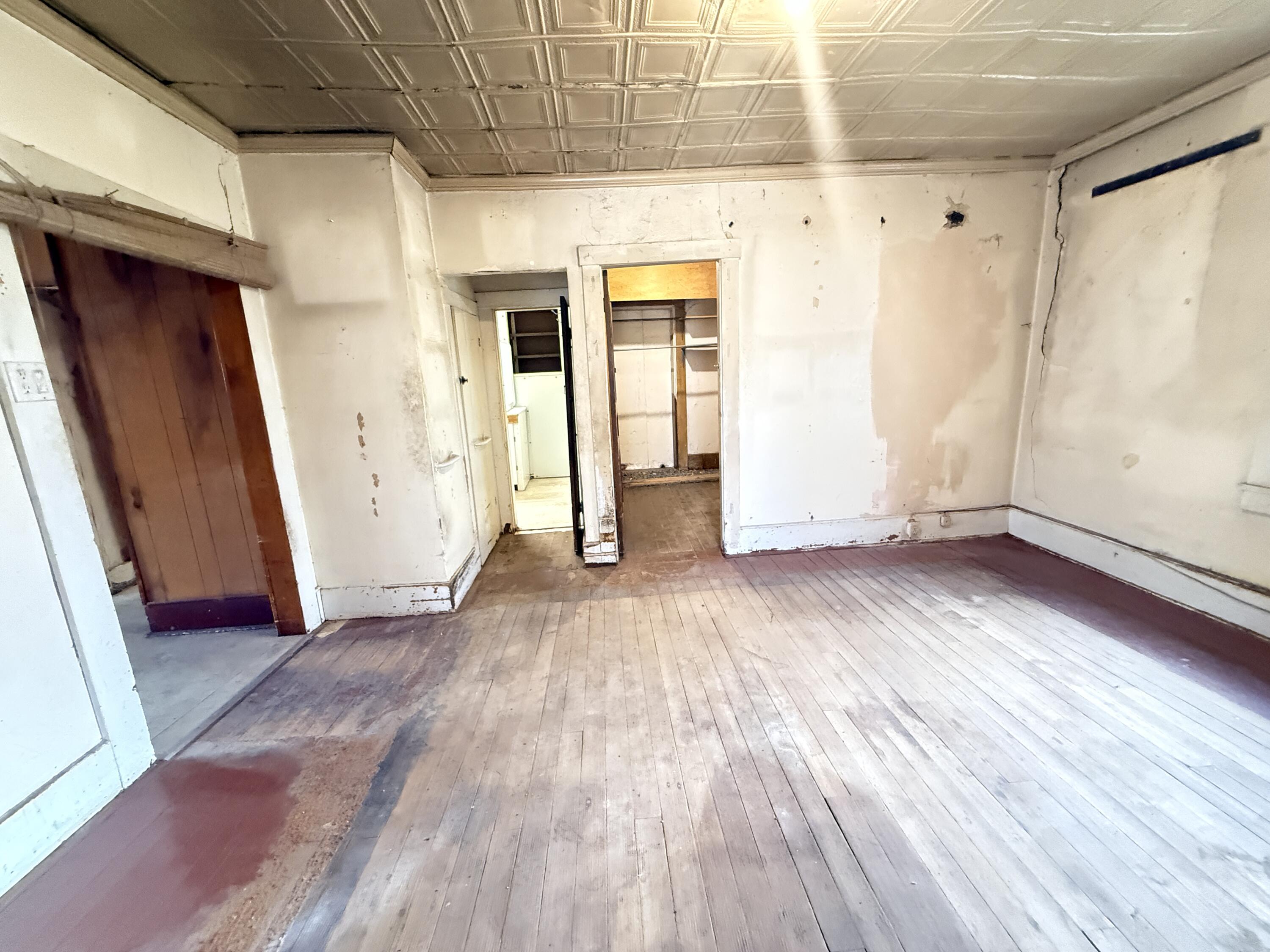 Photo 9 — 600 Second Street