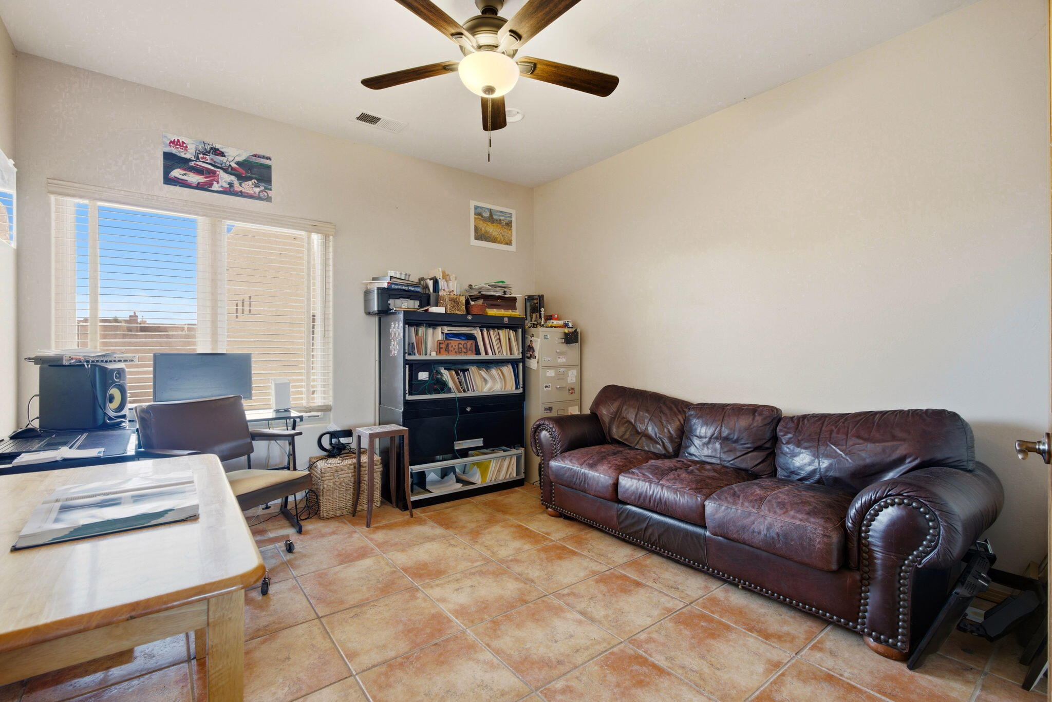 Photo 18 — 1716 Shoshone Trail NE