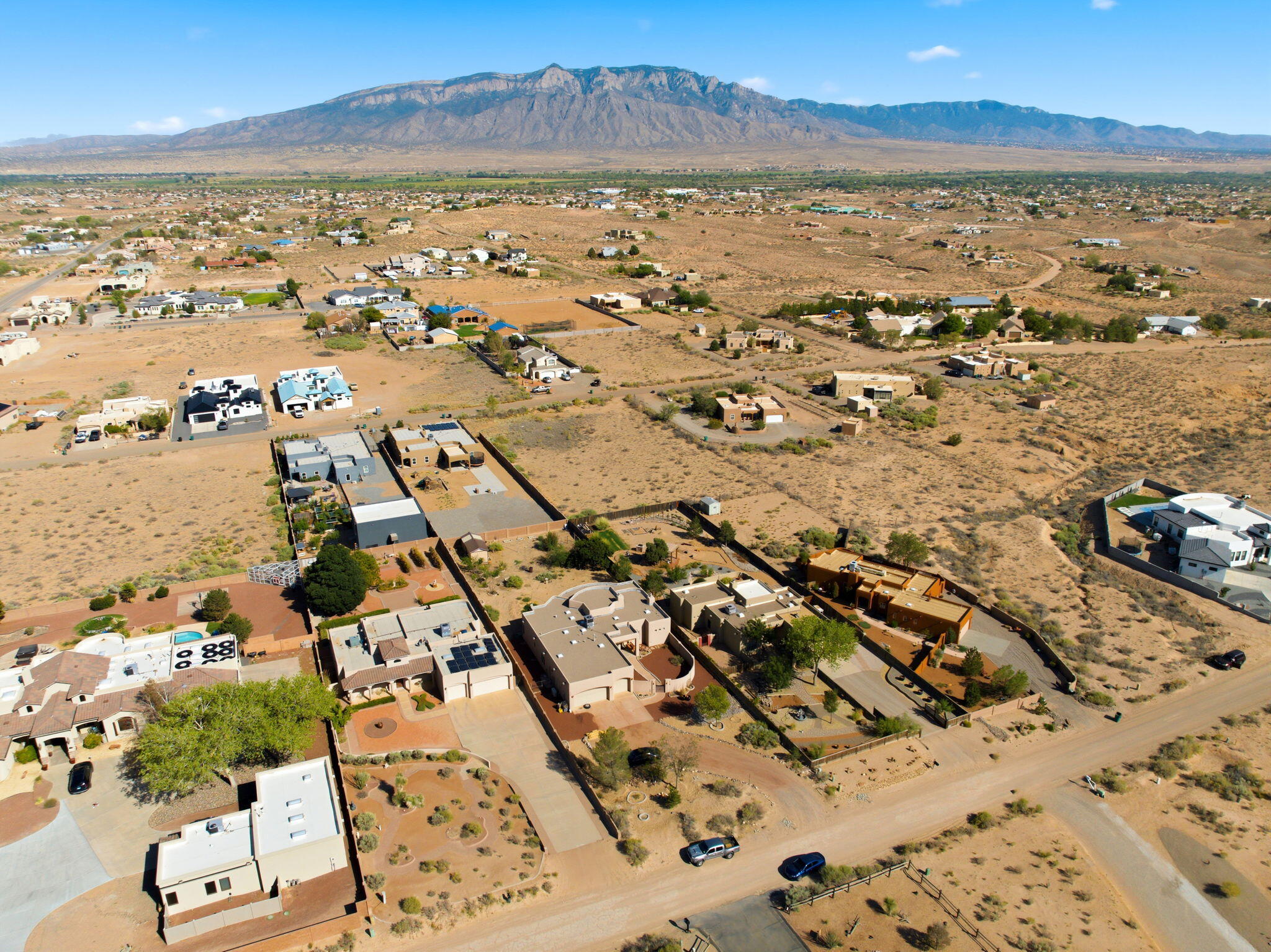 Photo 6 — 1716 Shoshone Trail NE