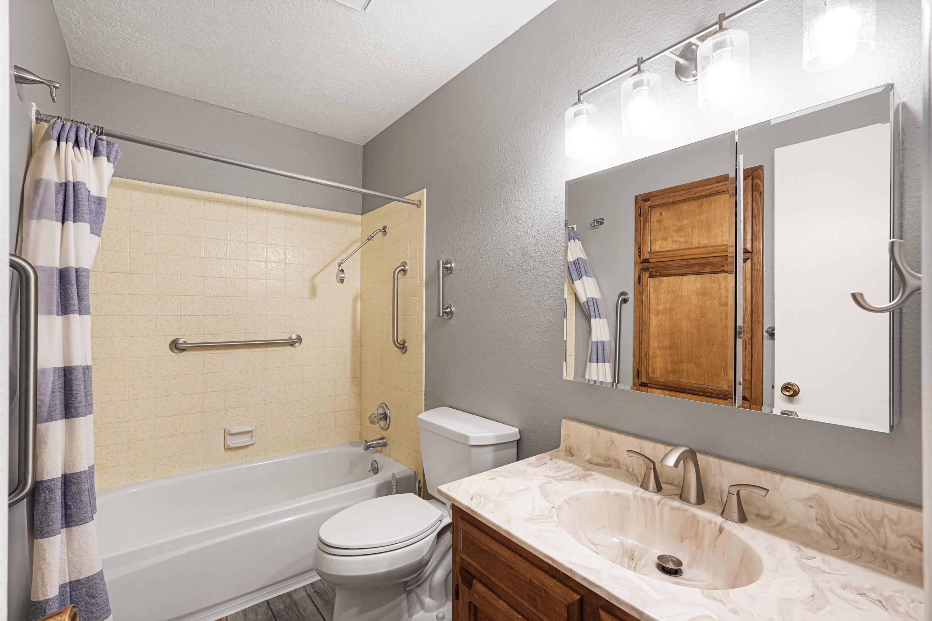 Photo 16 — 5337 Ironwood Drive NW