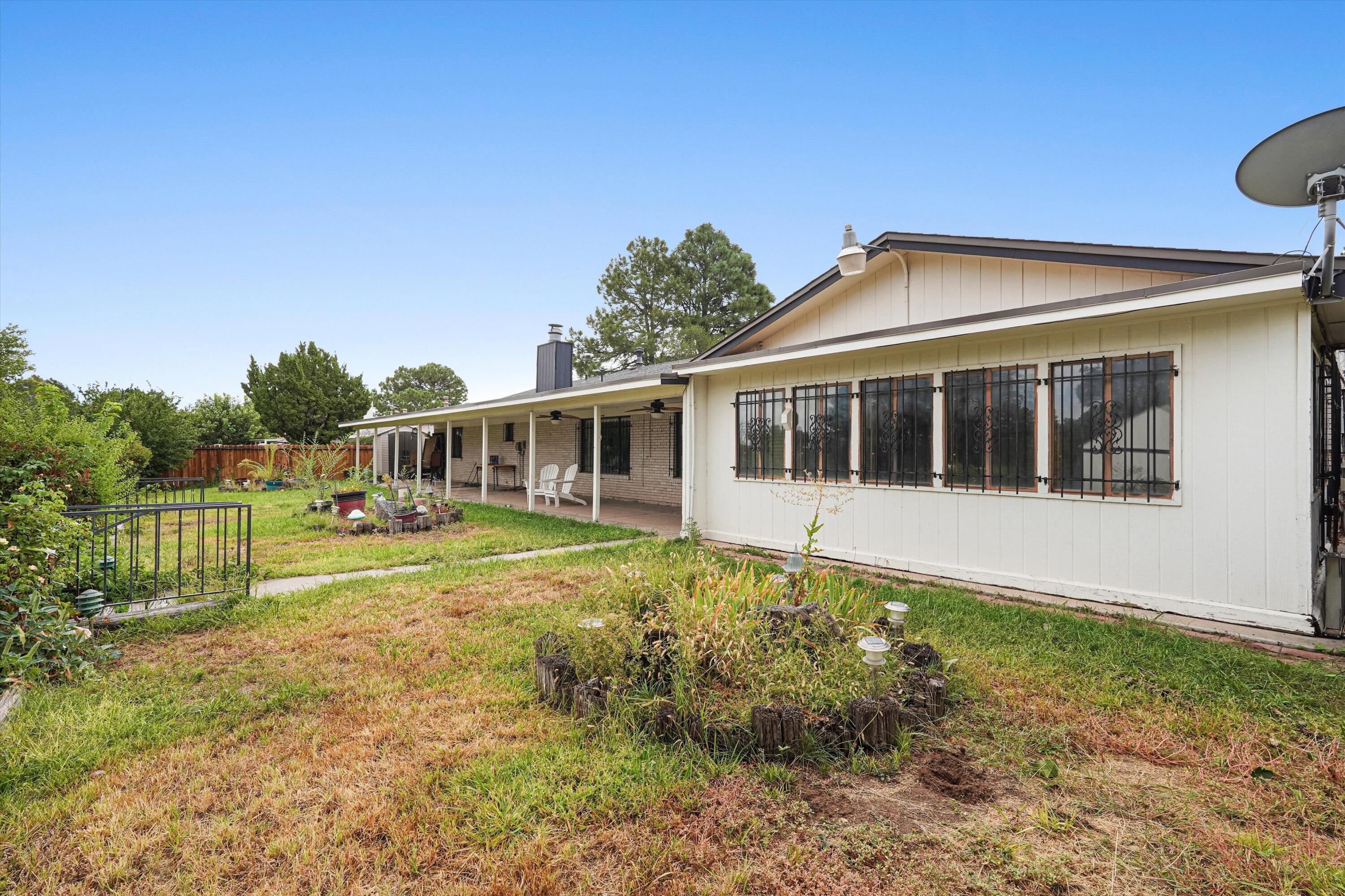Photo 10 — 5337 Ironwood Drive NW