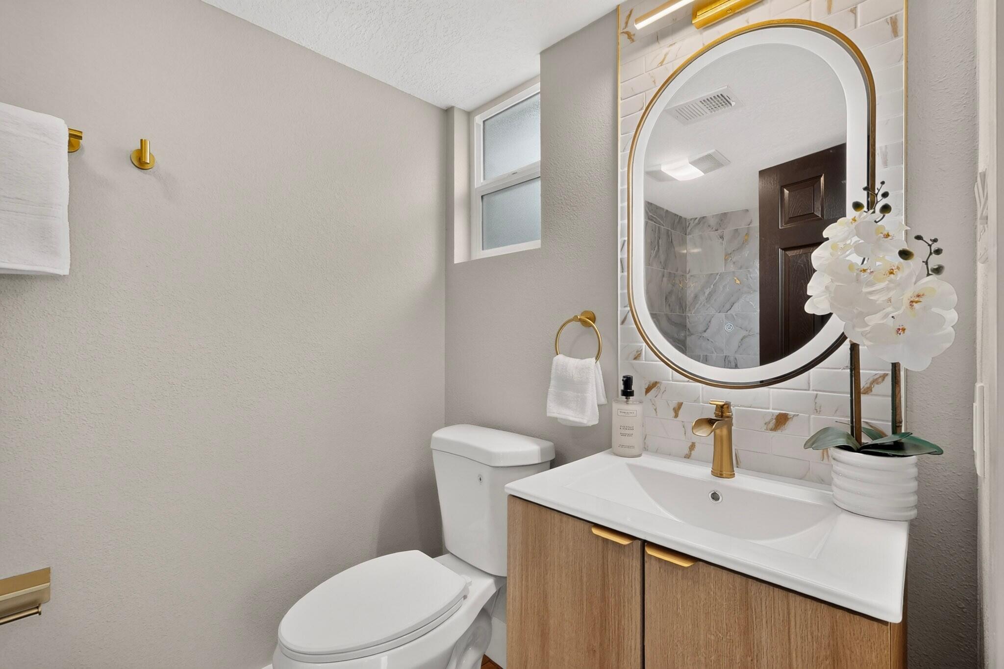 Photo 10 — 2438 Hendola Drive NE