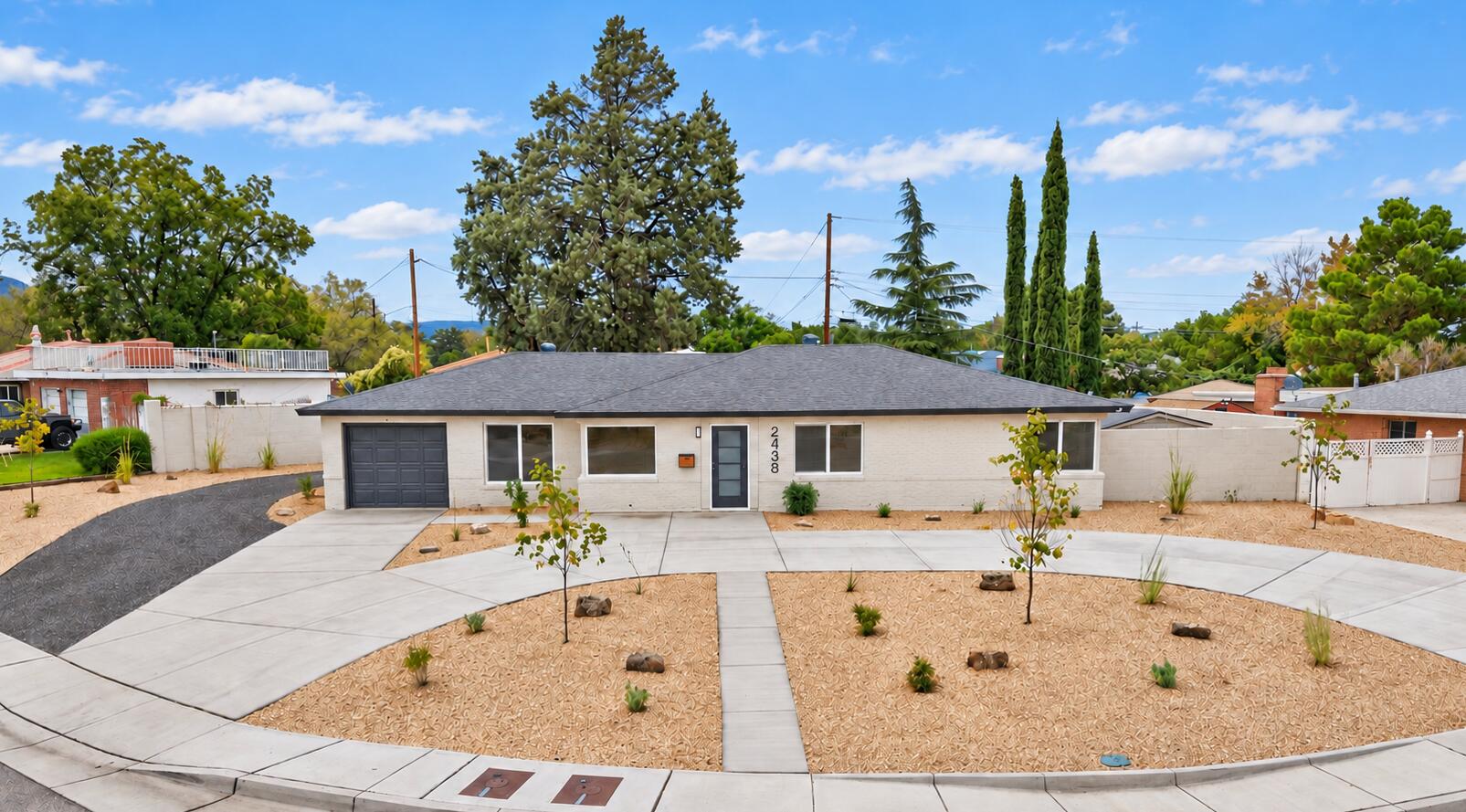 Photo 4 — 2438 Hendola Drive NE