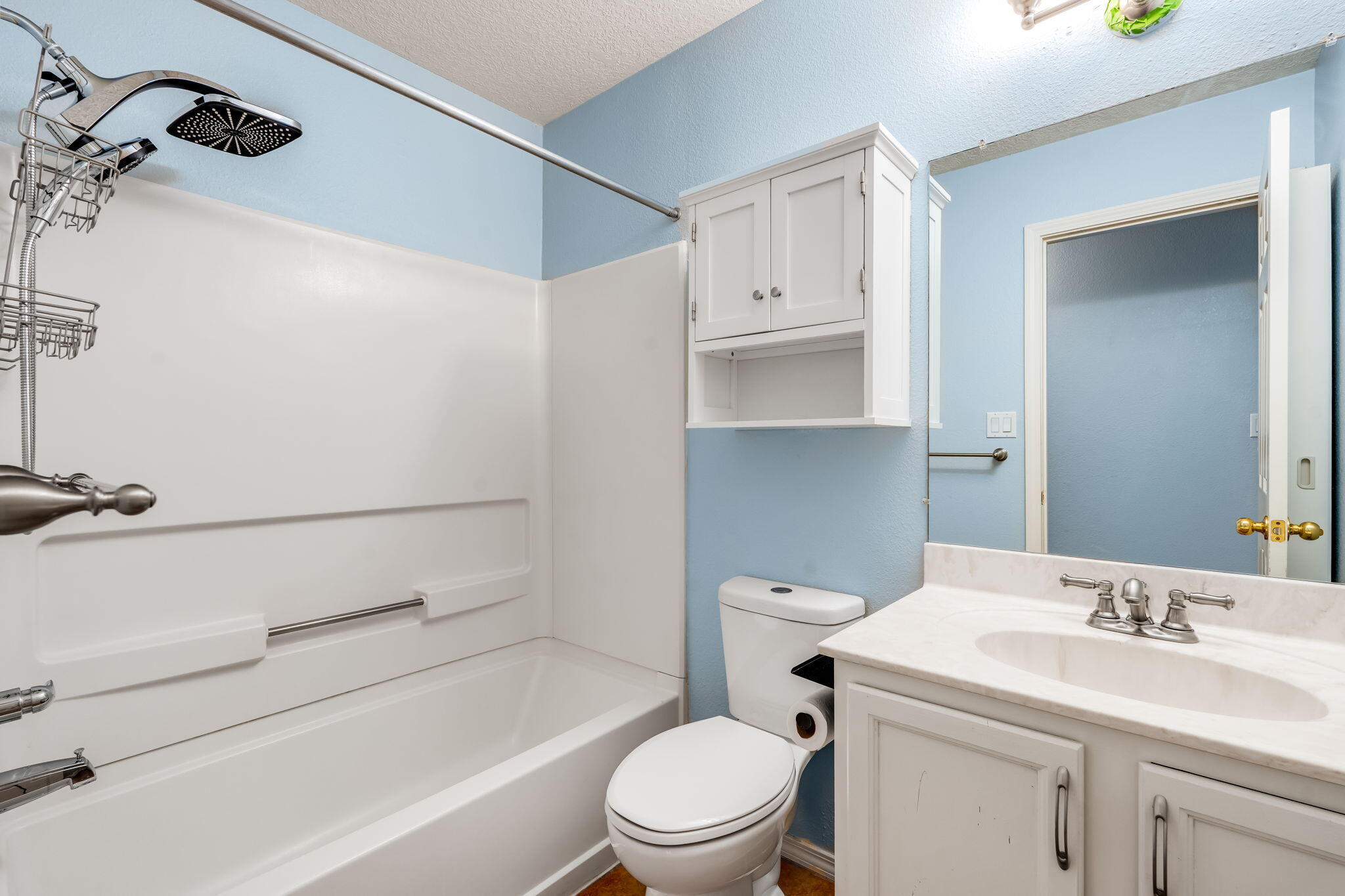 Photo 14 — 8211 Wolverine Drive NW