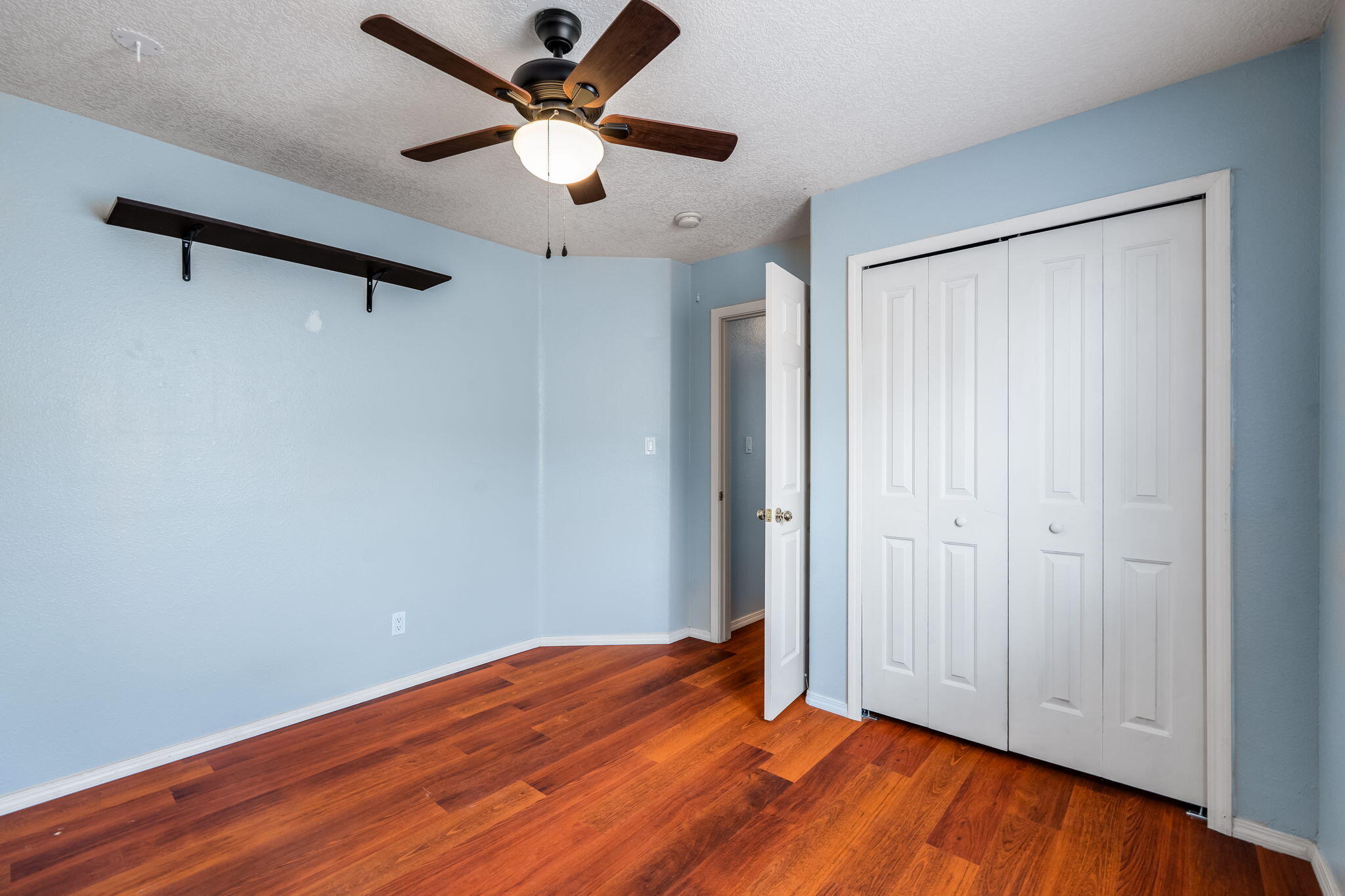 Photo 10 — 8211 Wolverine Drive NW