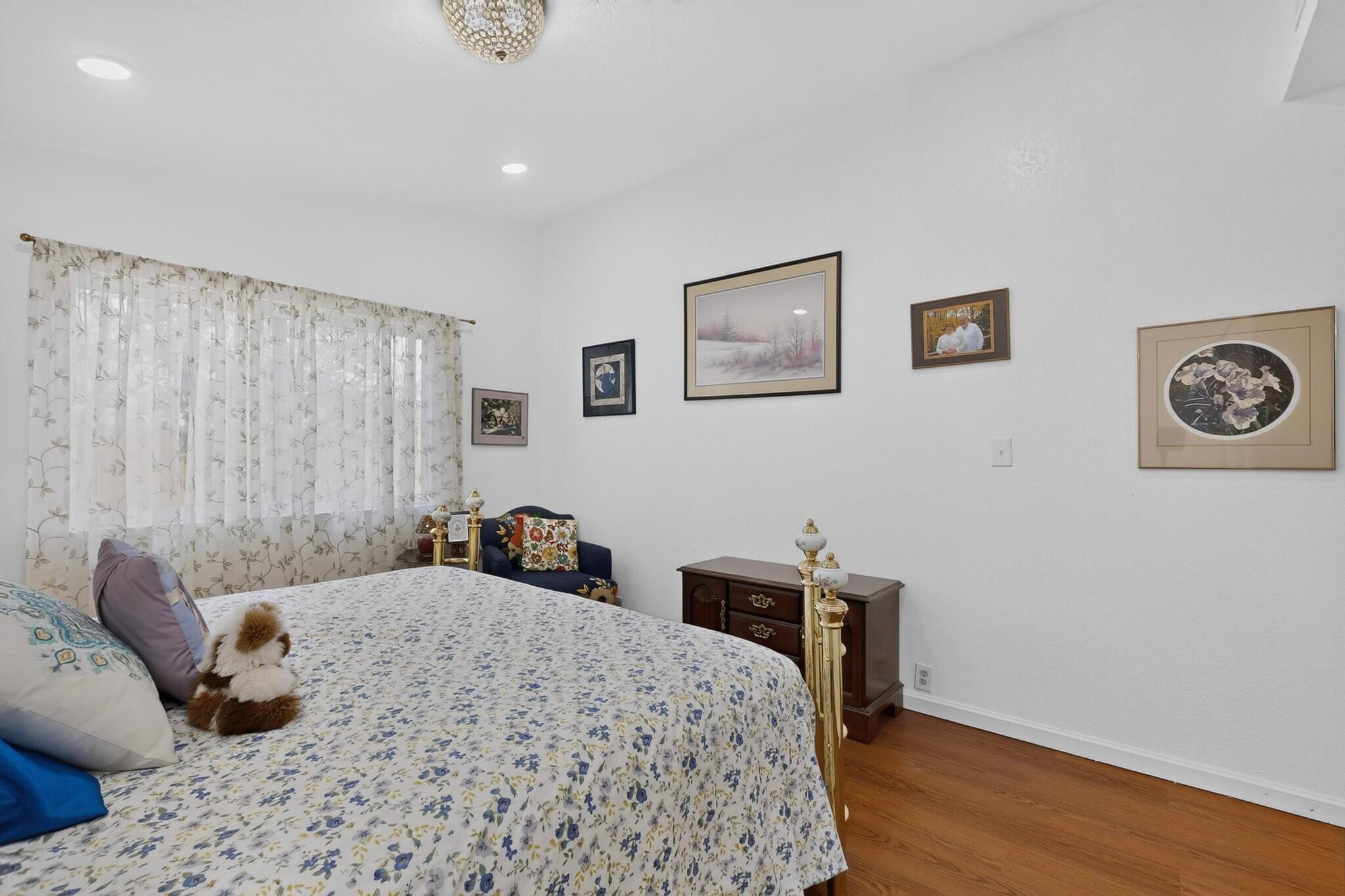 Photo 20 — 10812 Lagrange Park Drive NE