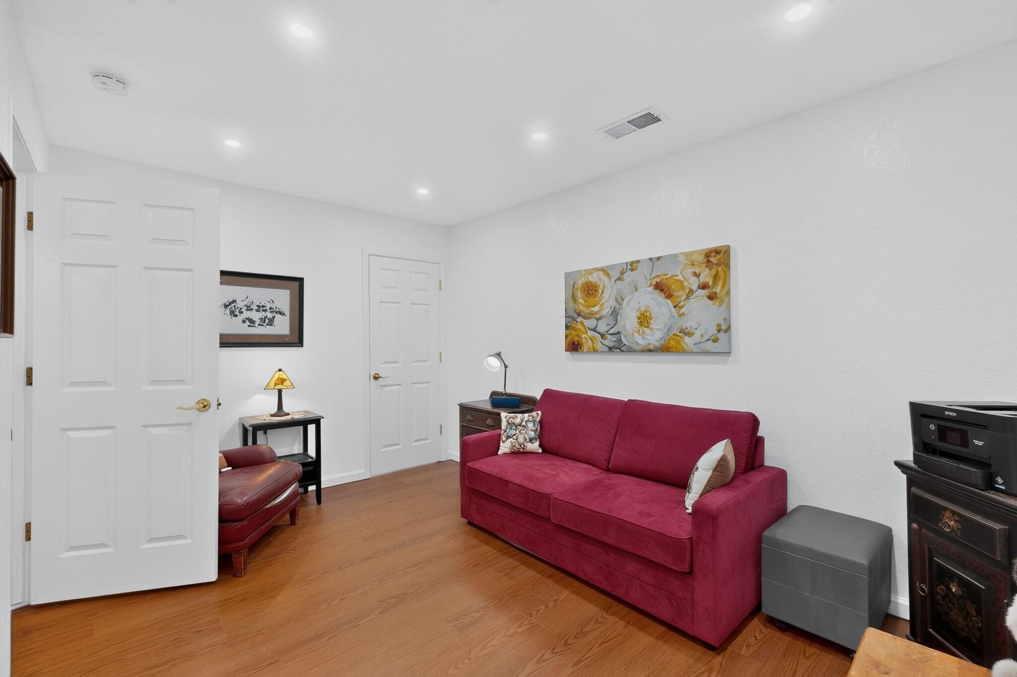 Photo 12 — 10812 Lagrange Park Drive NE