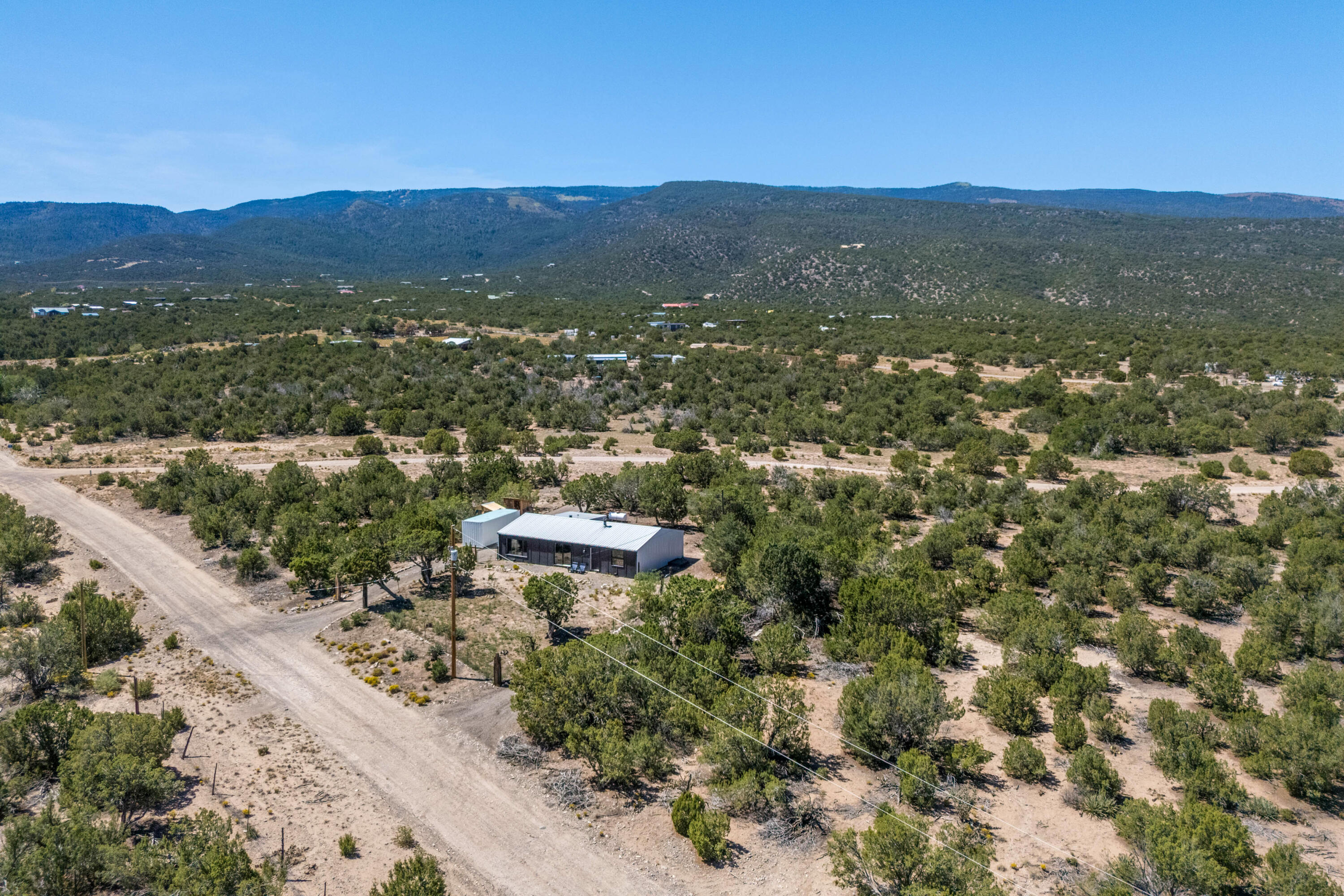 Photo 8 — 548 Gunsmoke Road