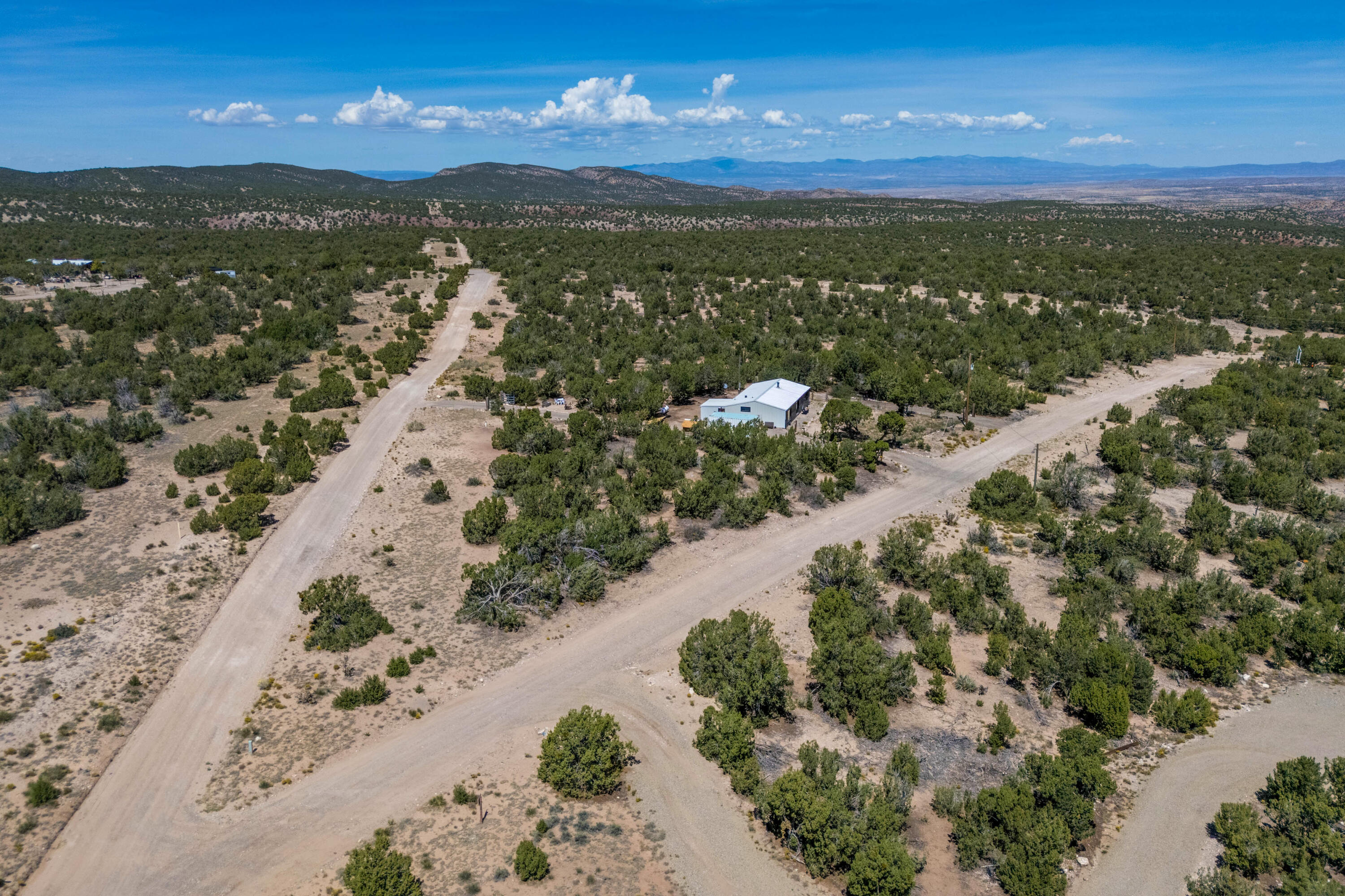 Photo 7 — 548 Gunsmoke Road