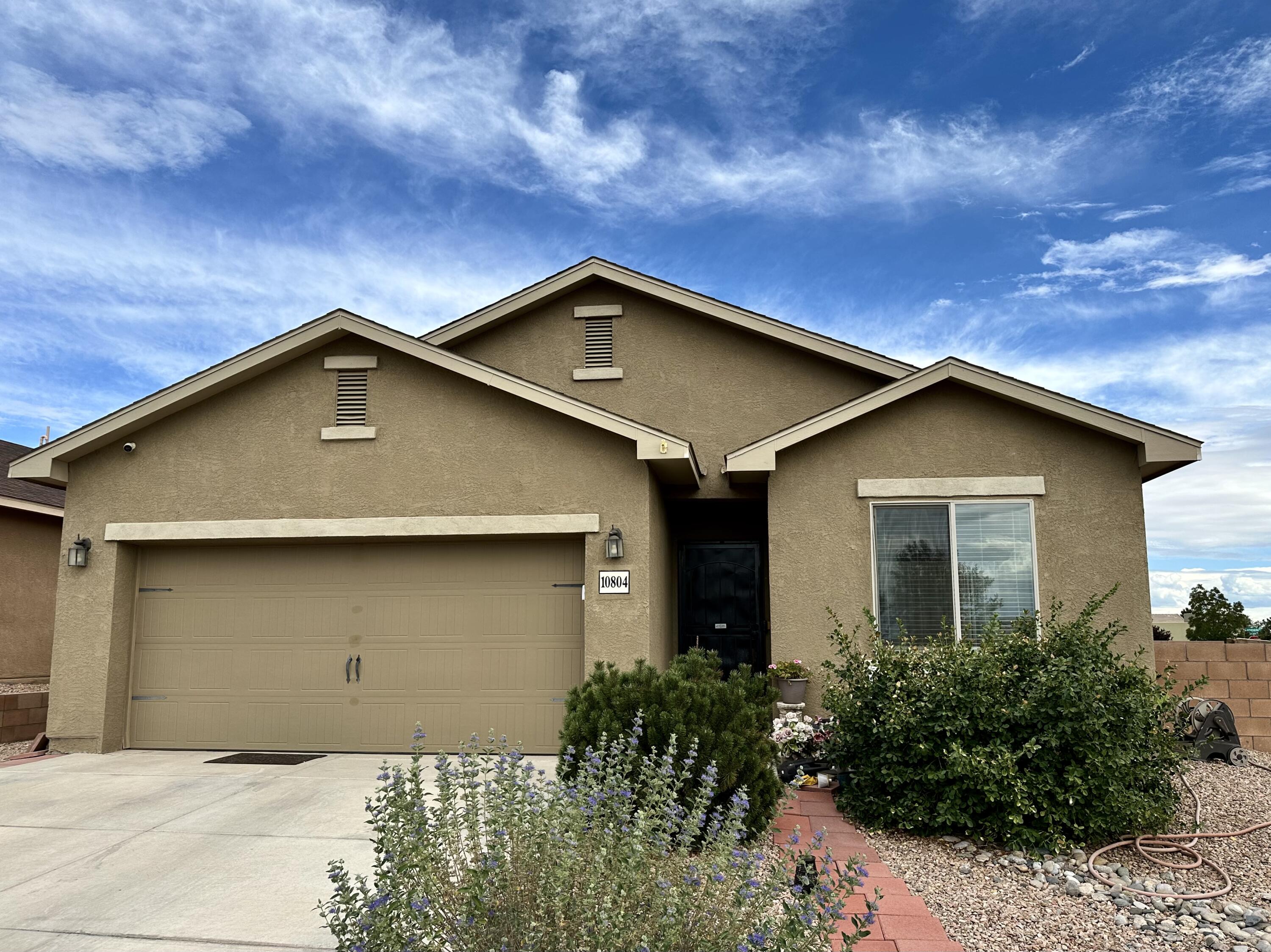 10804 Topacio Street NW, Albuquerque, NM 87114