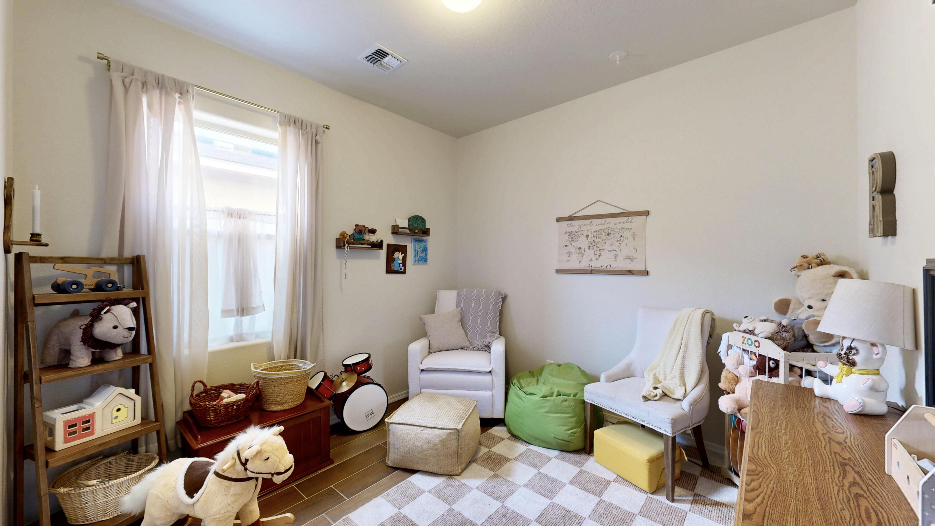 Photo 7 — 10804 Topacio Street NW