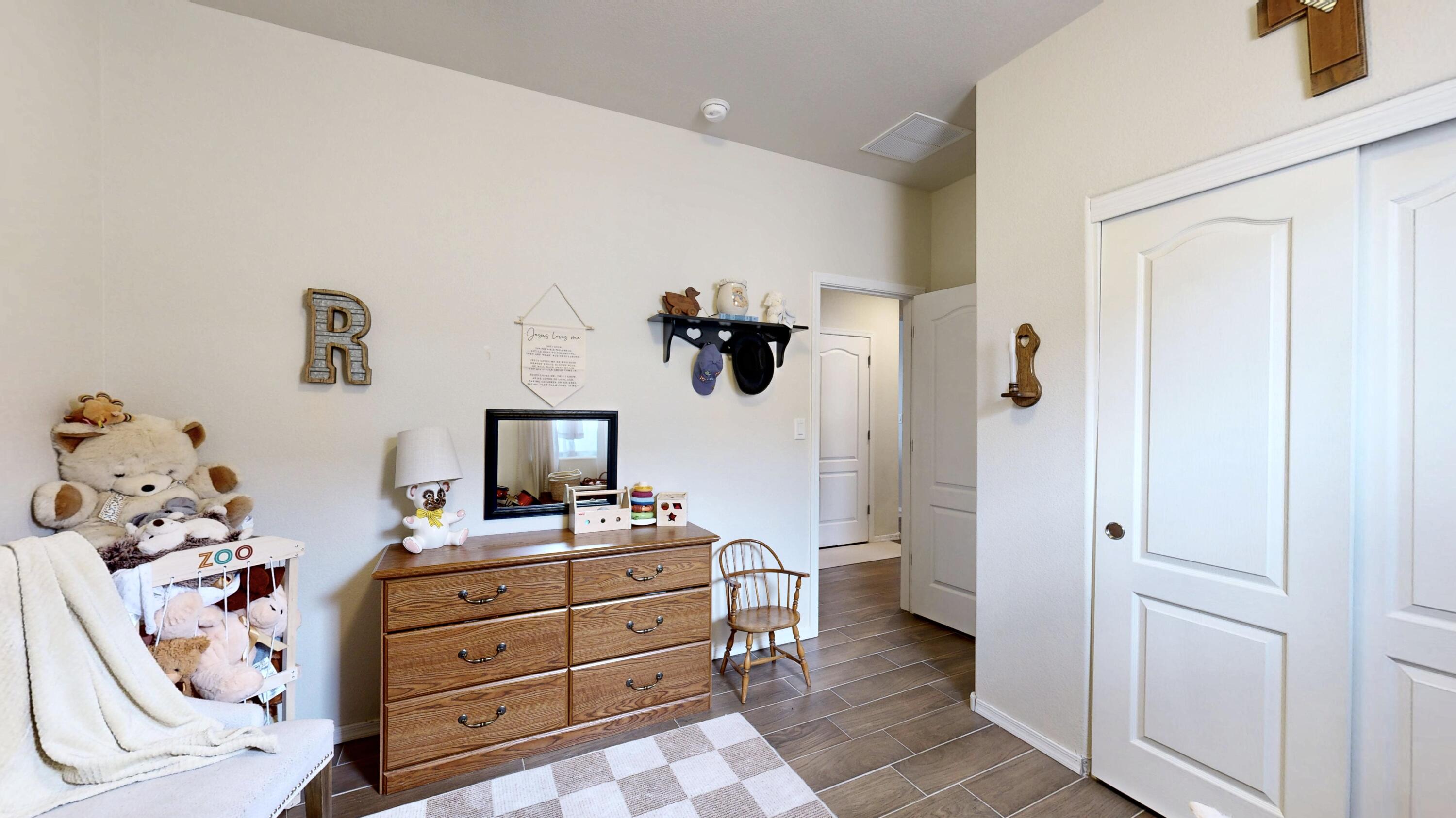 Photo 8 — 10804 Topacio Street NW