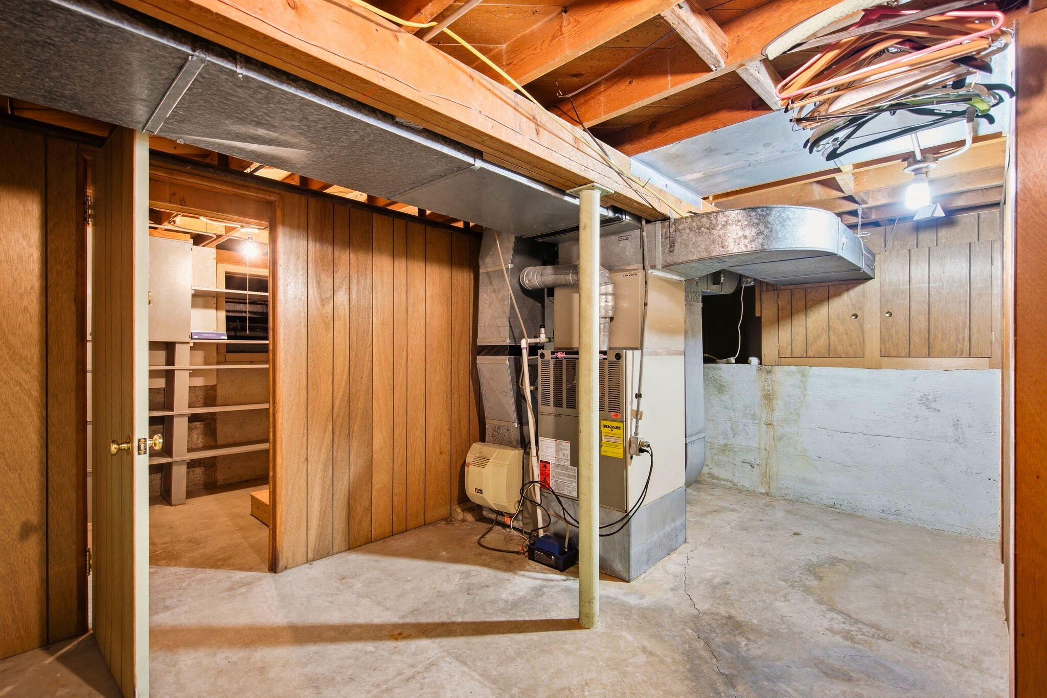 Photo 12 — 1512 Los Alamos Avenue SW