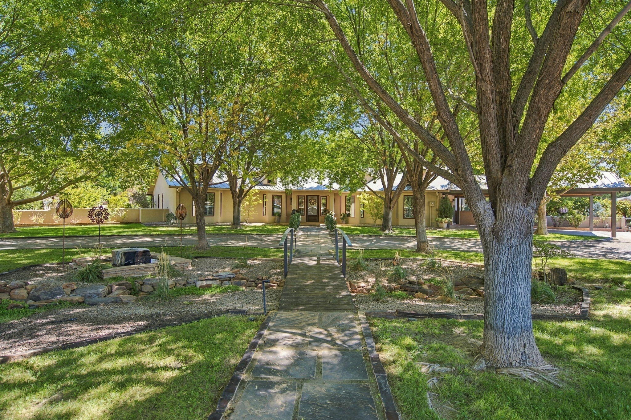 Photo 11 — 280 Del Norte Court