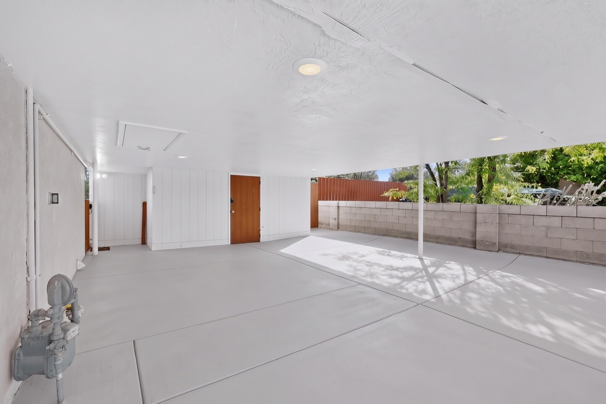 Photo 3 — 3804 33rd Circle SE