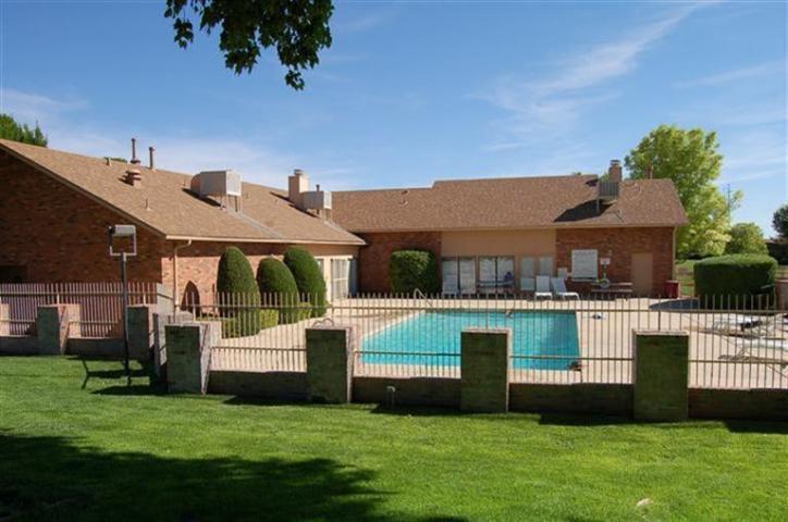 Photo 13 — 10721 Clyburn Park Drive NE
