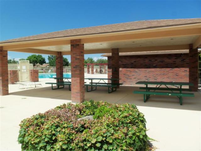 Photo 7 — 10721 Clyburn Park Drive NE
