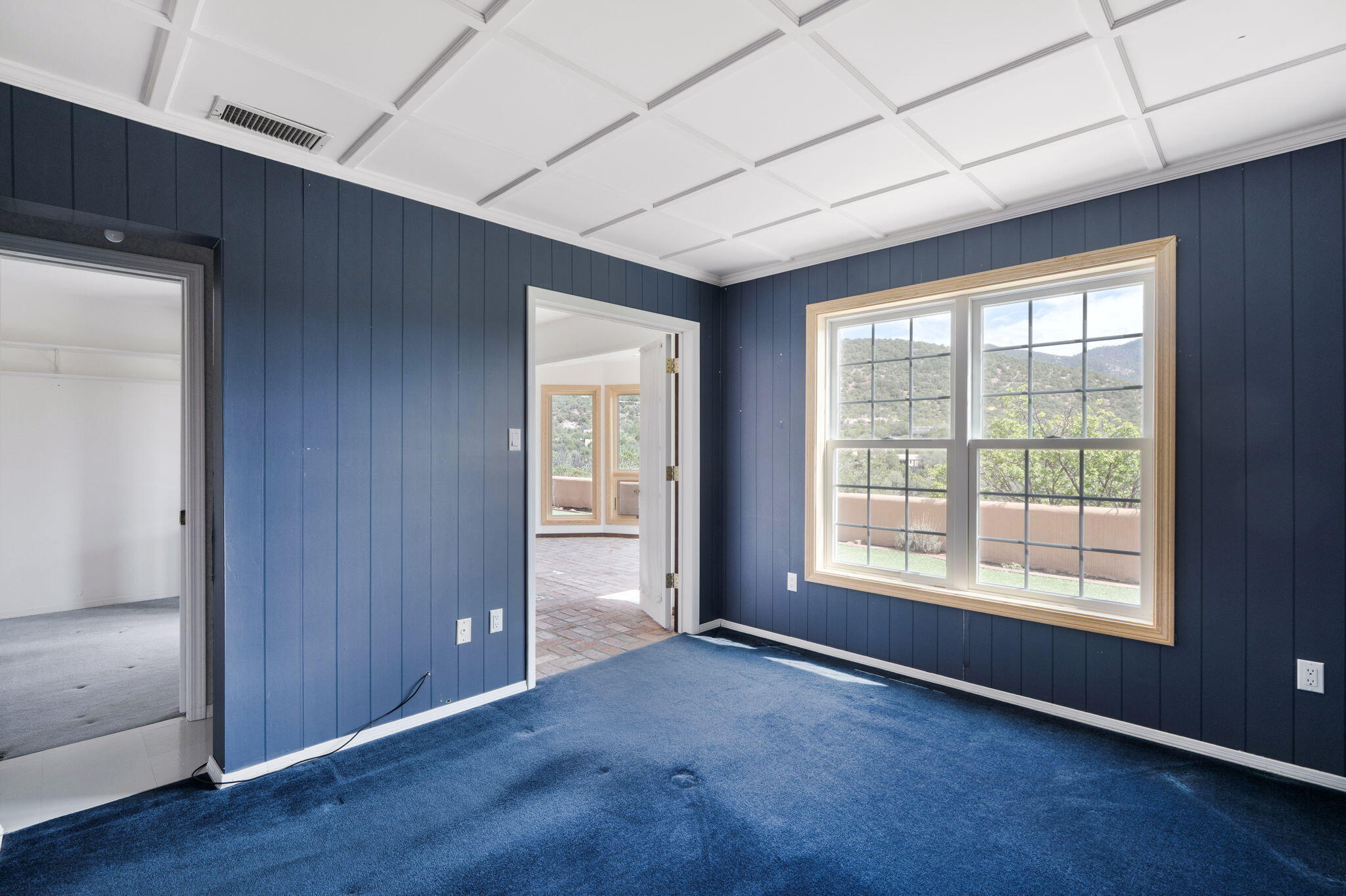 Photo 16 — 689 Gonzales Road