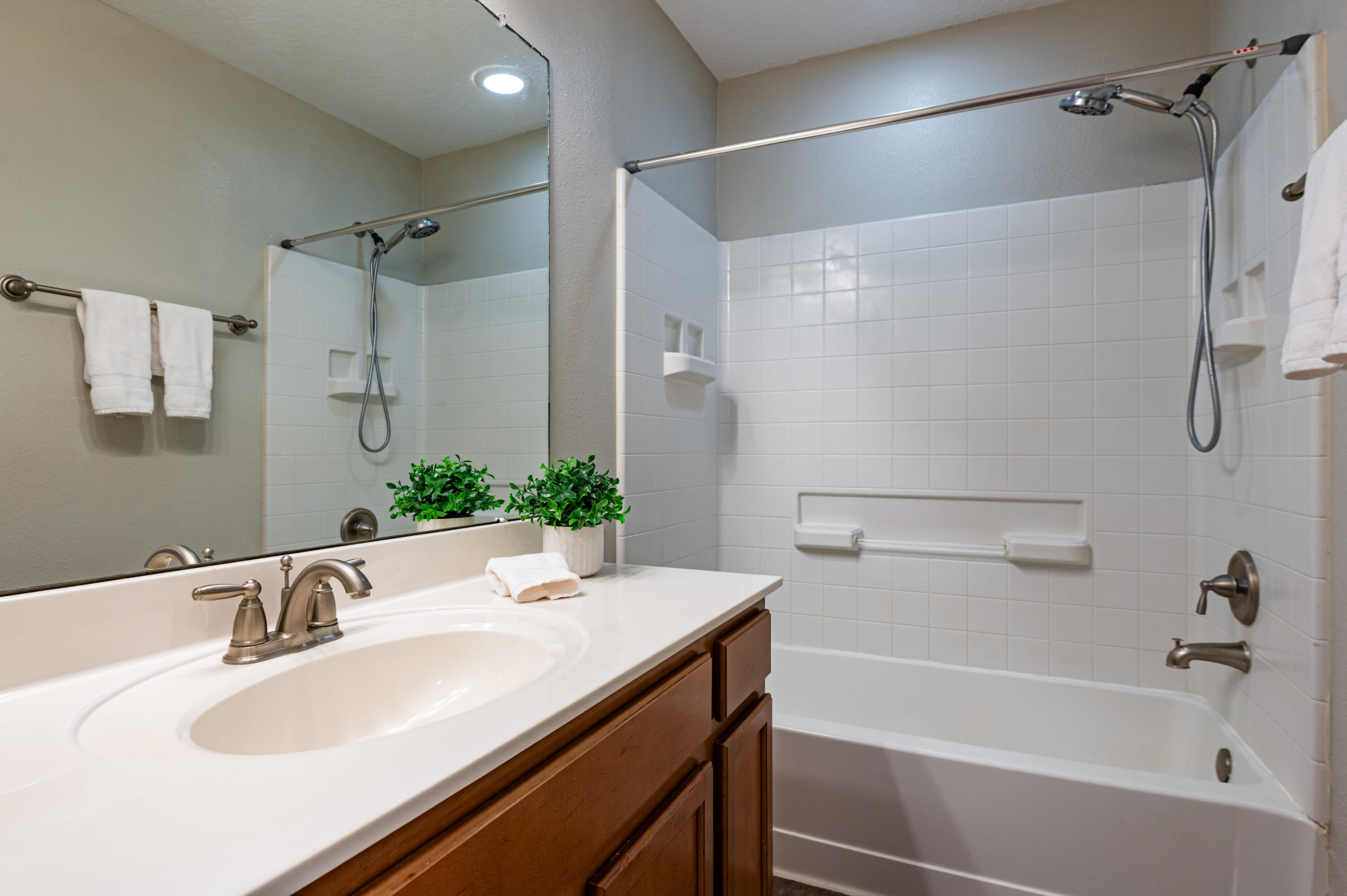 Photo 8 — 3632 Soldotna Drive NE