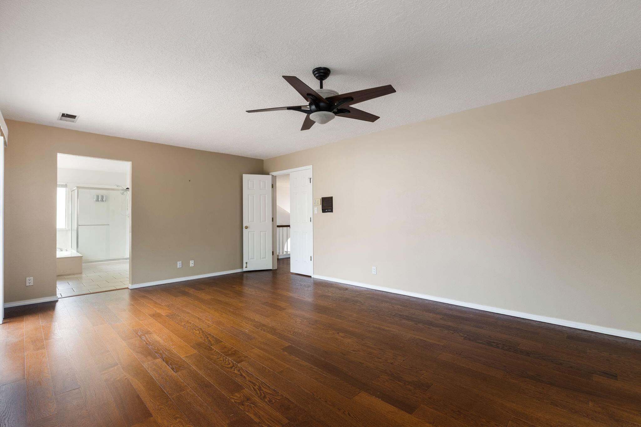 Photo 18 — 11909 Ibex Avenue NE