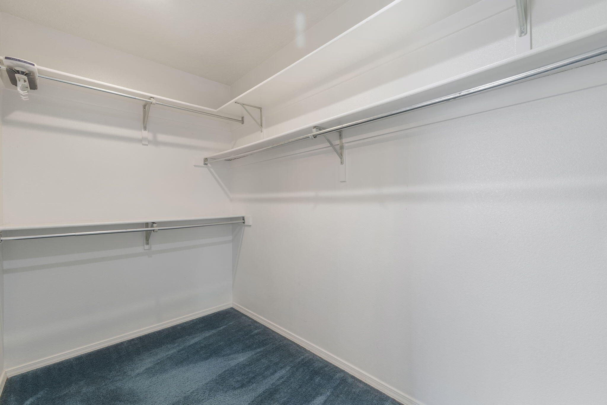Photo 13 — 11909 Ibex Avenue NE