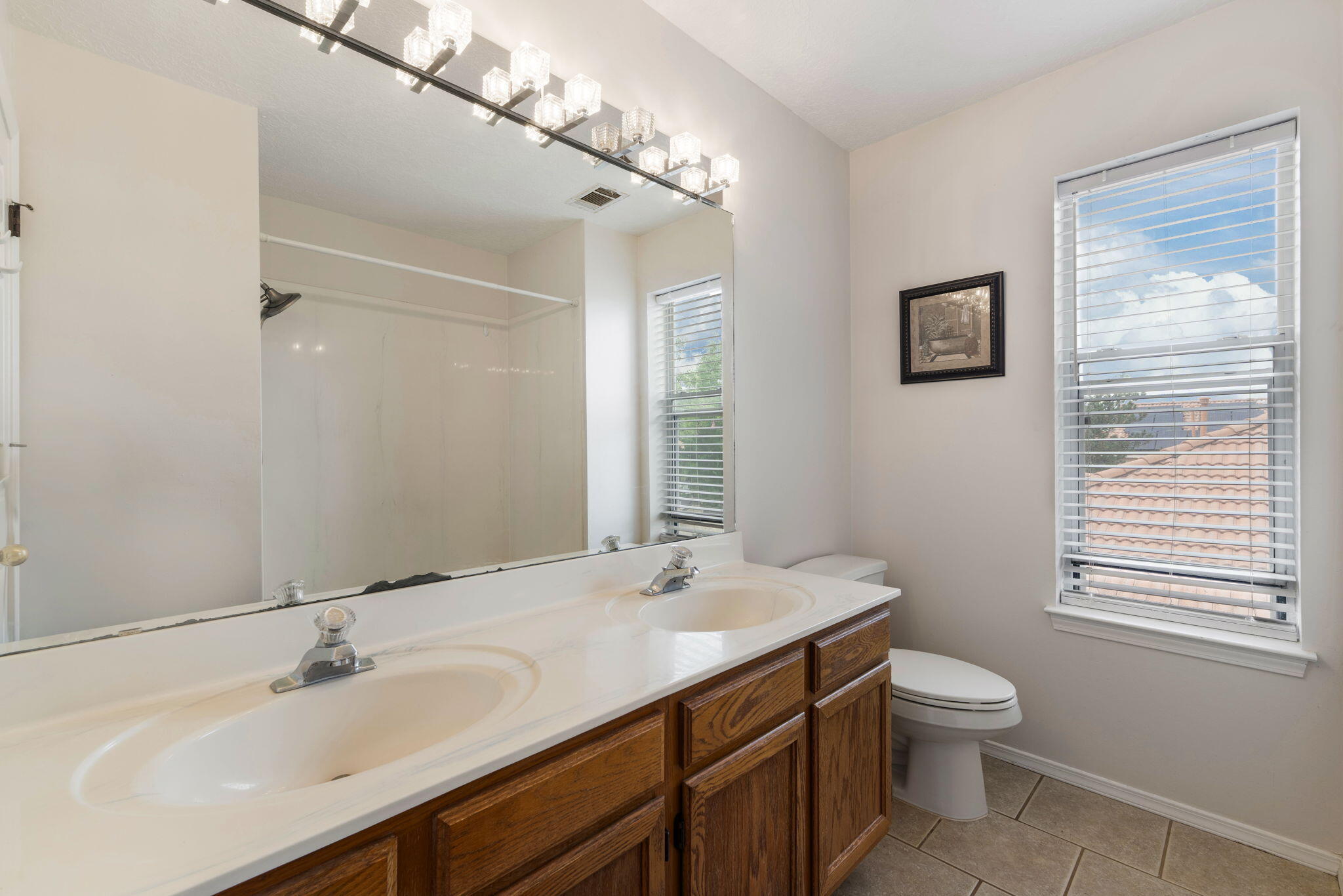 Photo 8 — 11909 Ibex Avenue NE