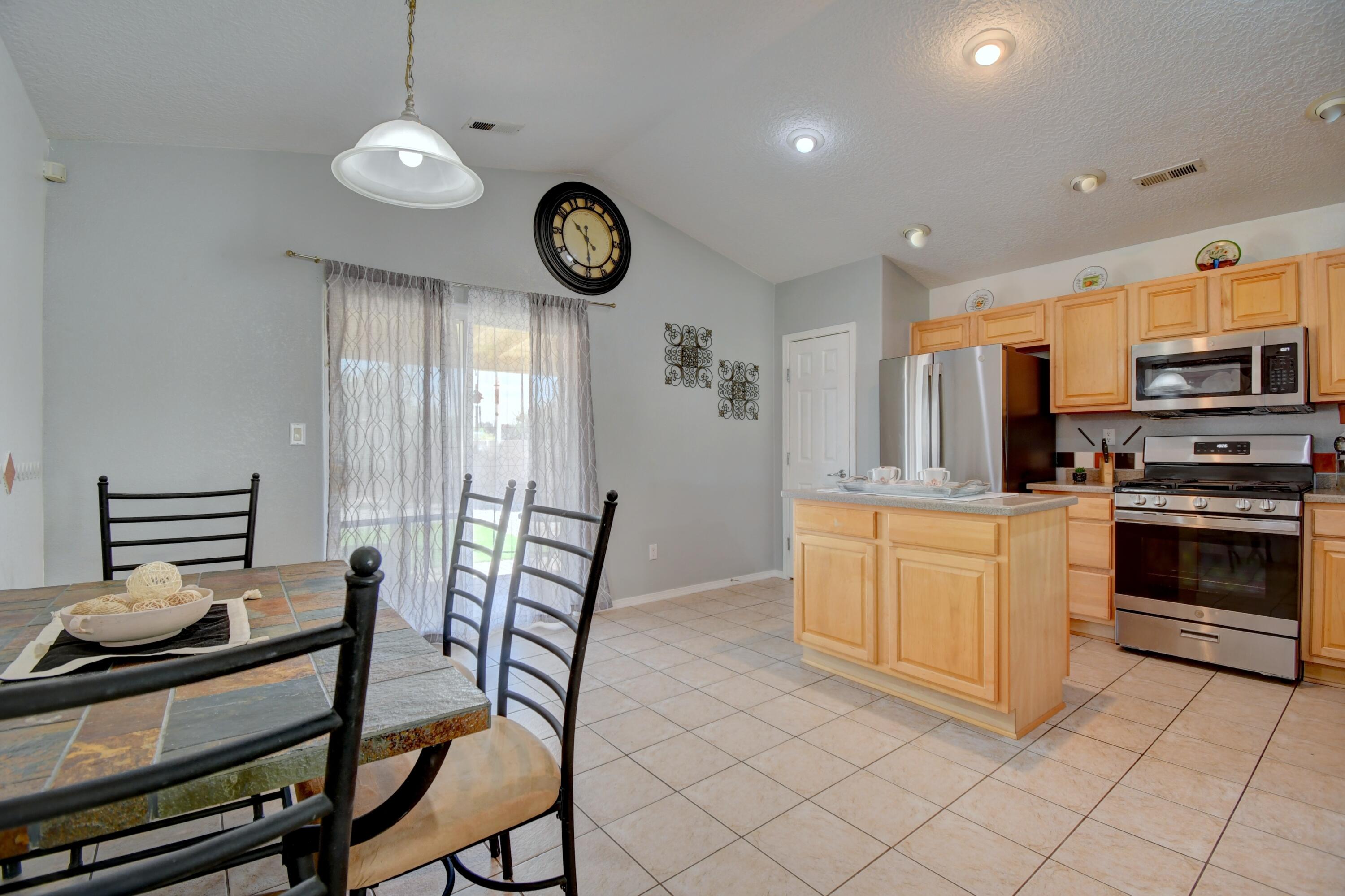 Photo 15 — 8001 Tuscarora Road NW