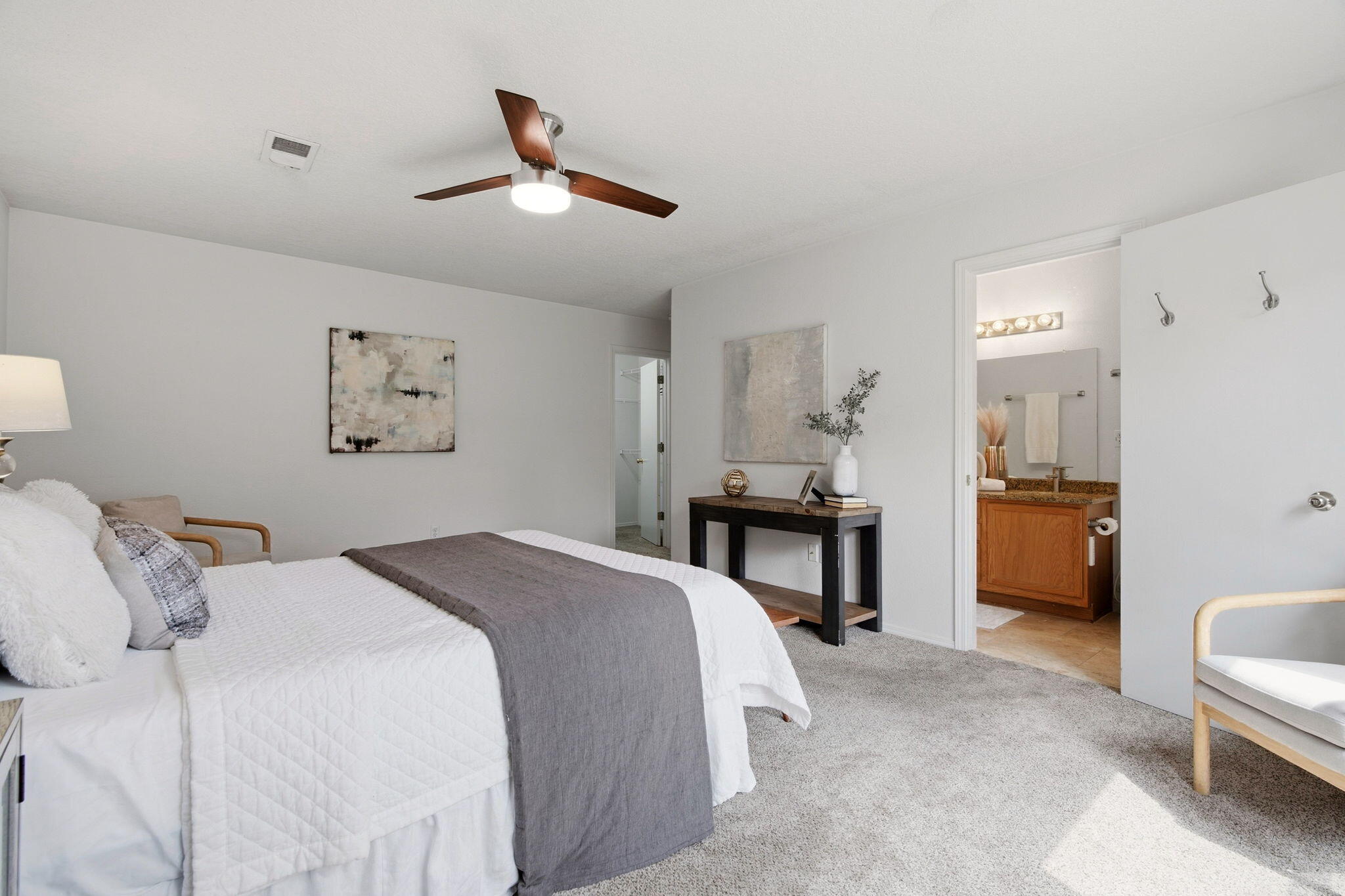 Photo 18 — 5300 River Ridge Avenue NW