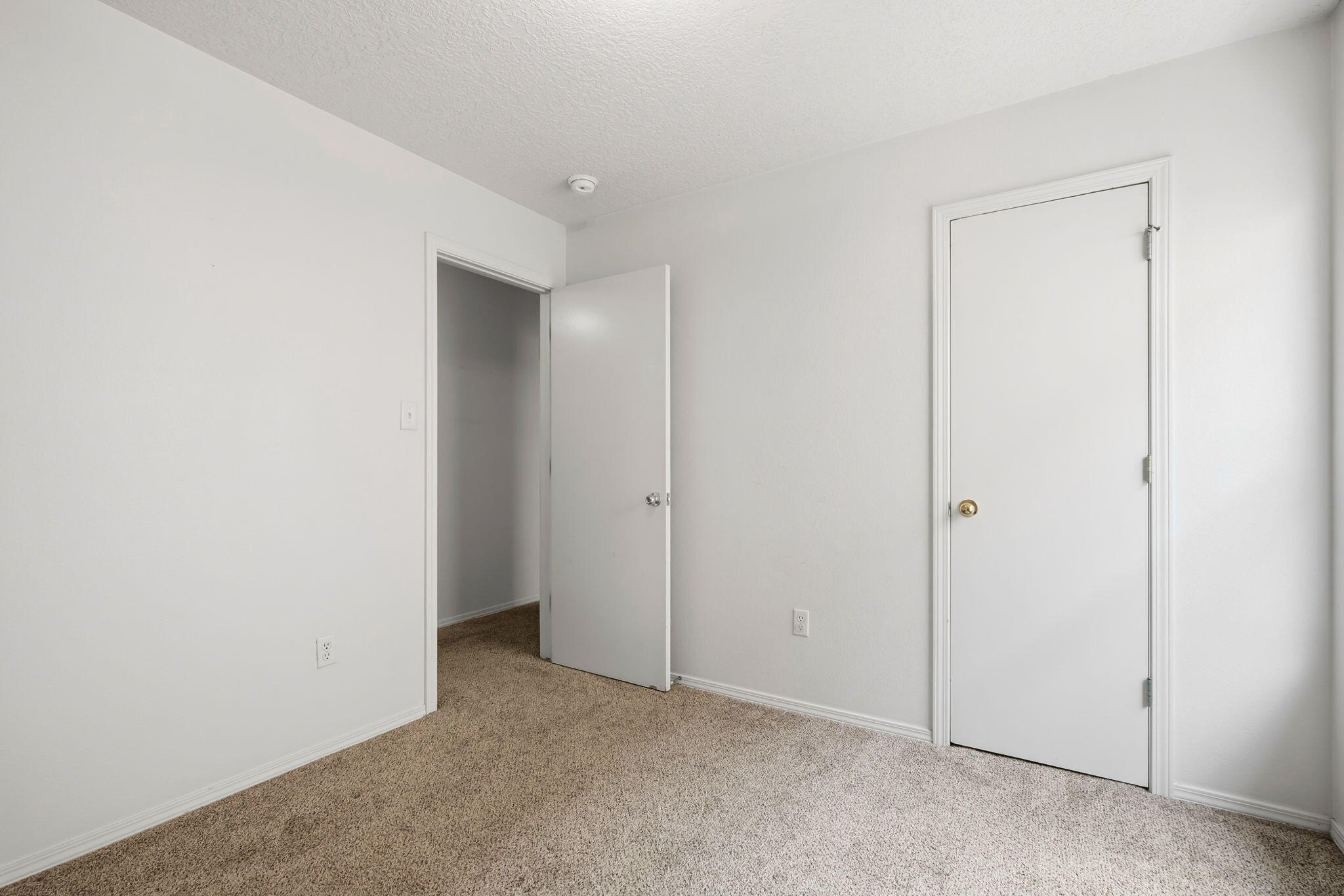 Photo 14 — 5300 River Ridge Avenue NW