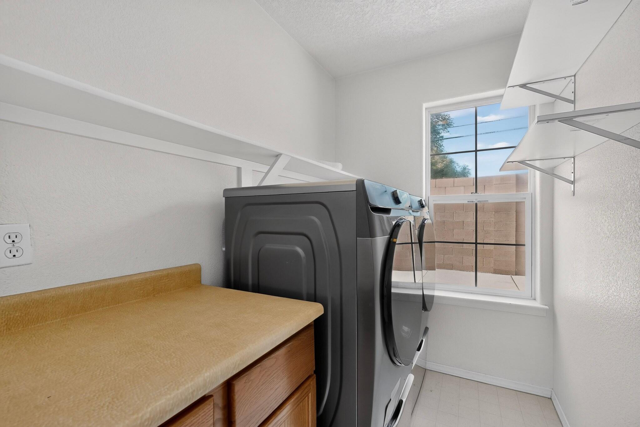 Photo 18 — 1527 Phoenix Avenue NW