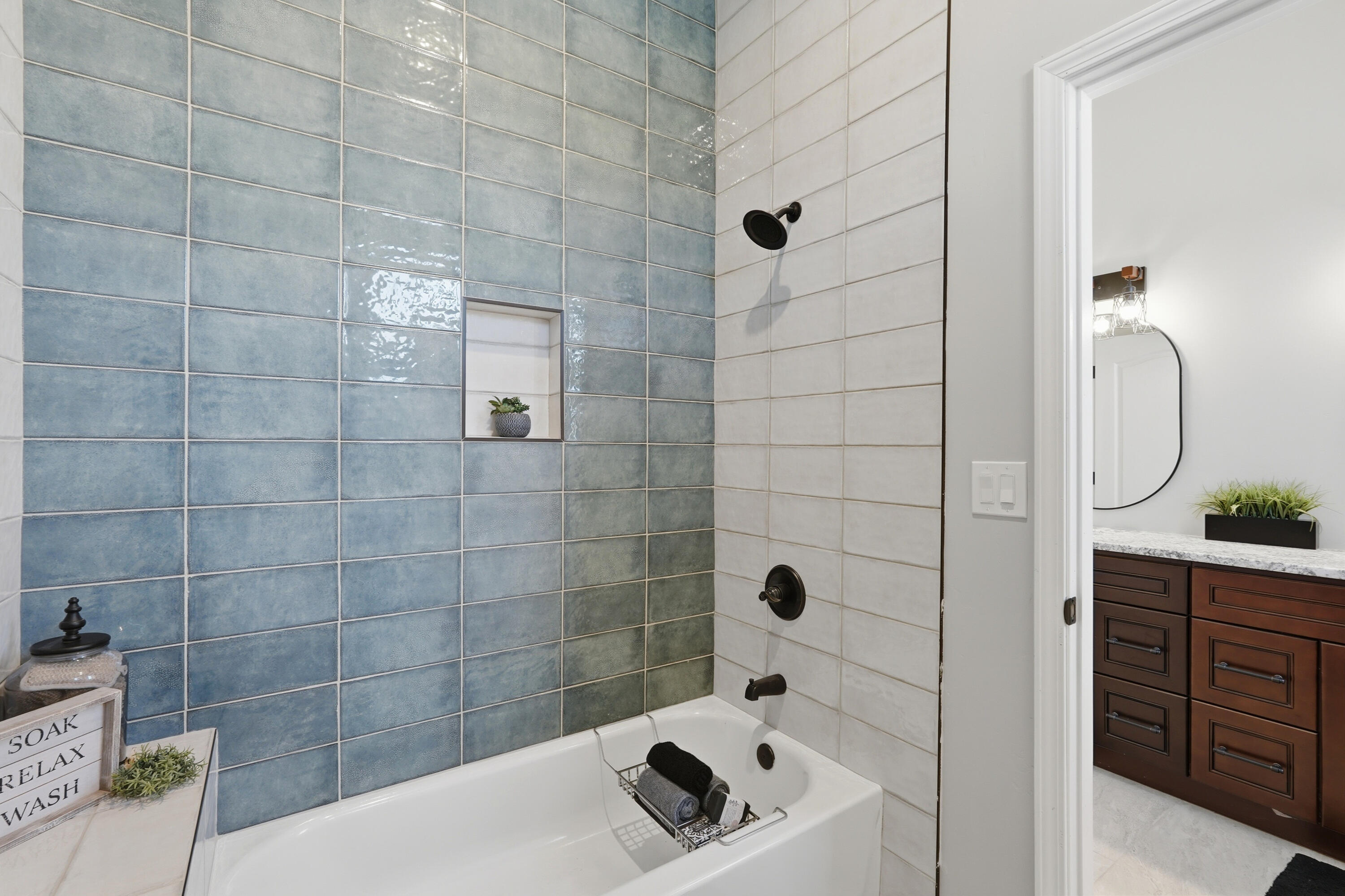 Photo 6 — 1325 Van Cleave Road NW