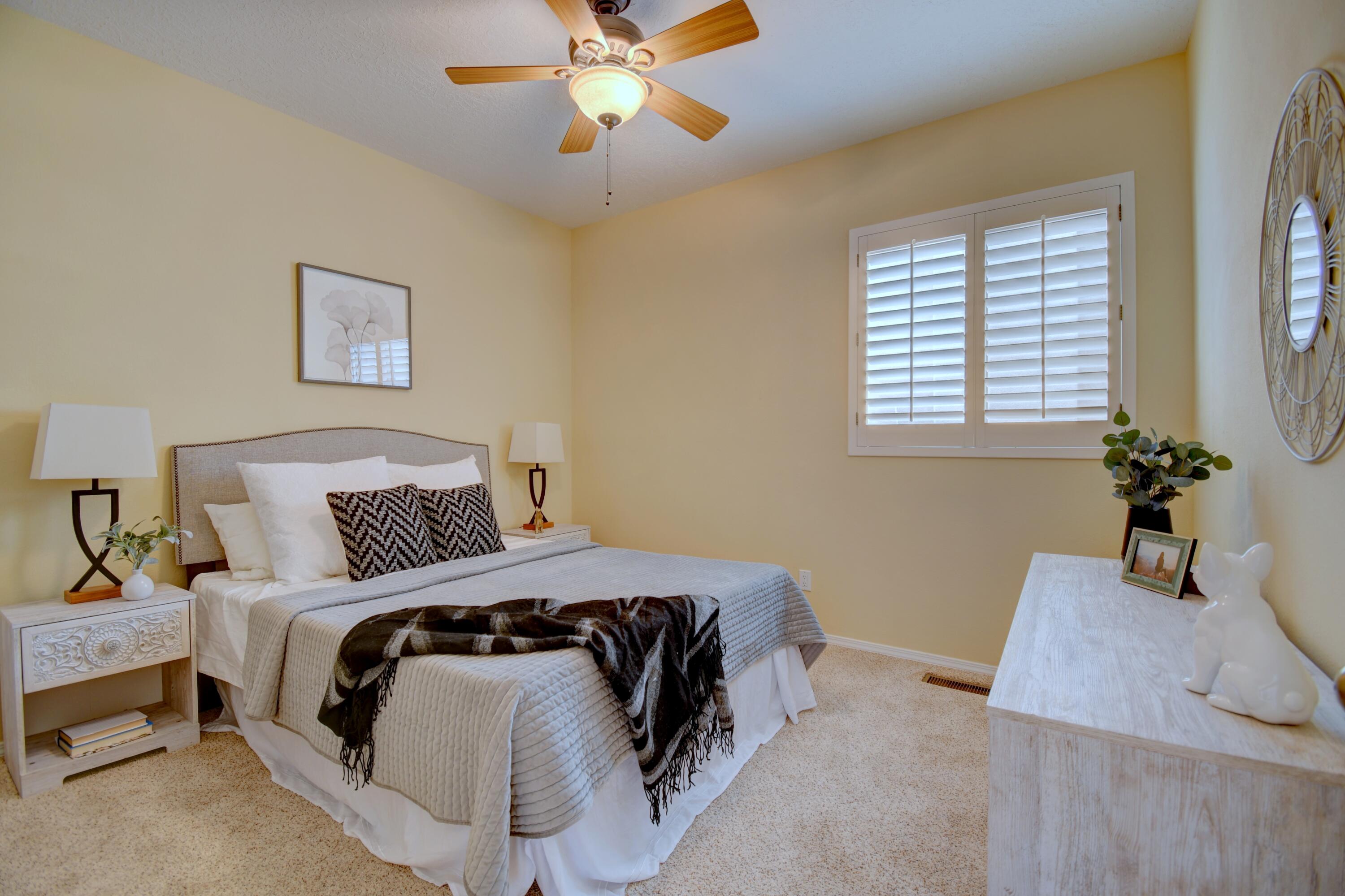 Photo 19 — 6404 Sage Point Court NE