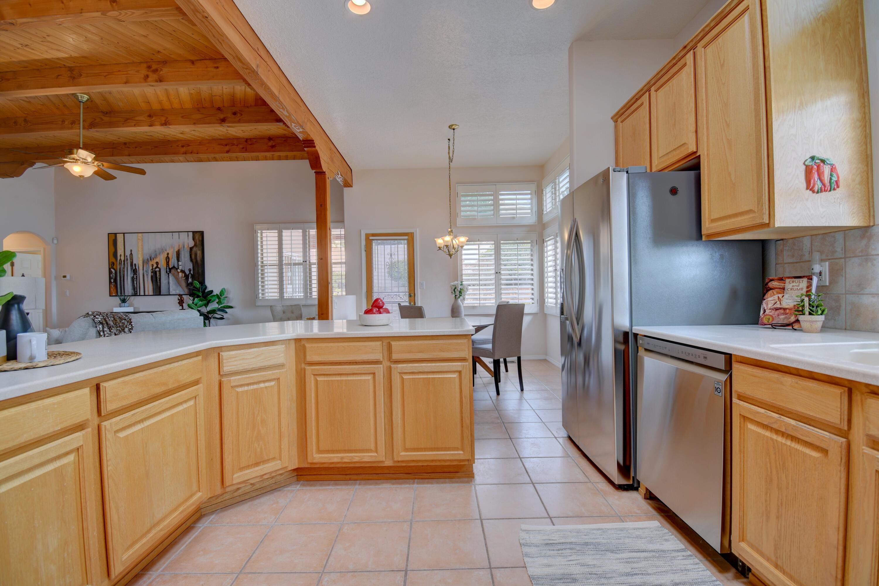 Photo 6 — 6404 Sage Point Court NE