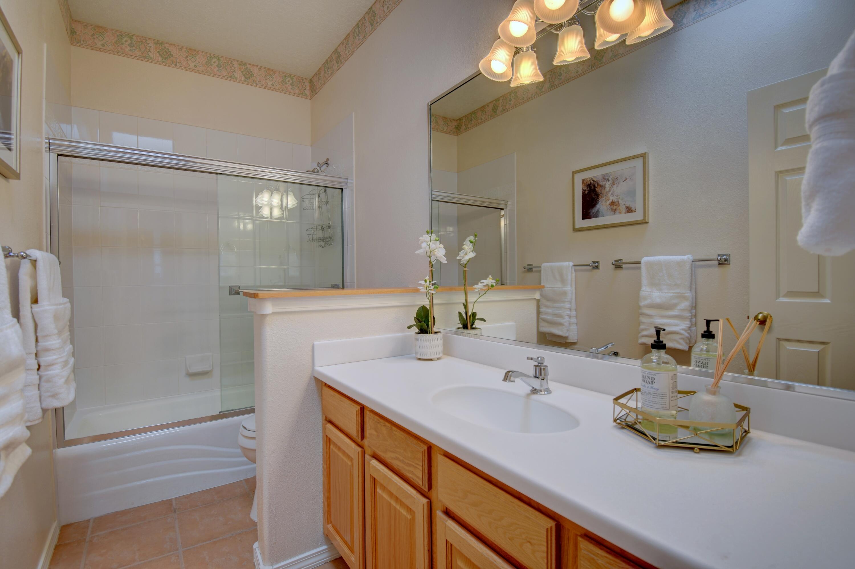 Photo 3 — 6404 Sage Point Court NE