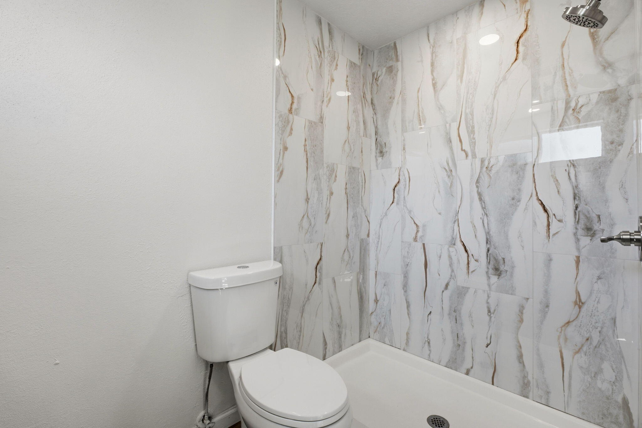 Photo 17 — 12108 Woodland Avenue NE