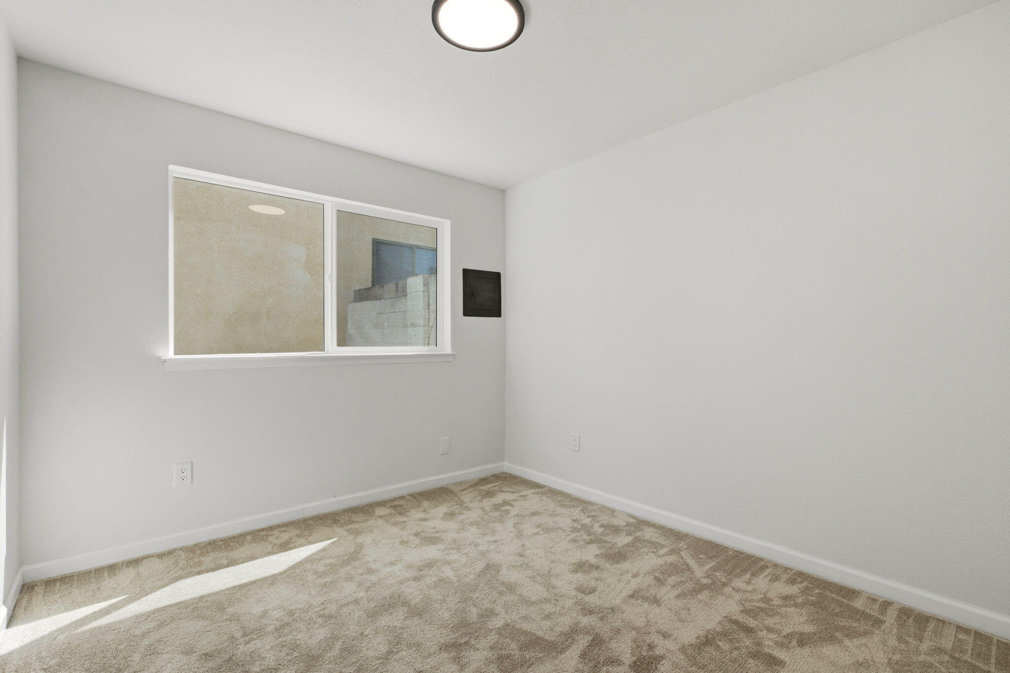 Photo 15 — 12108 Woodland Avenue NE